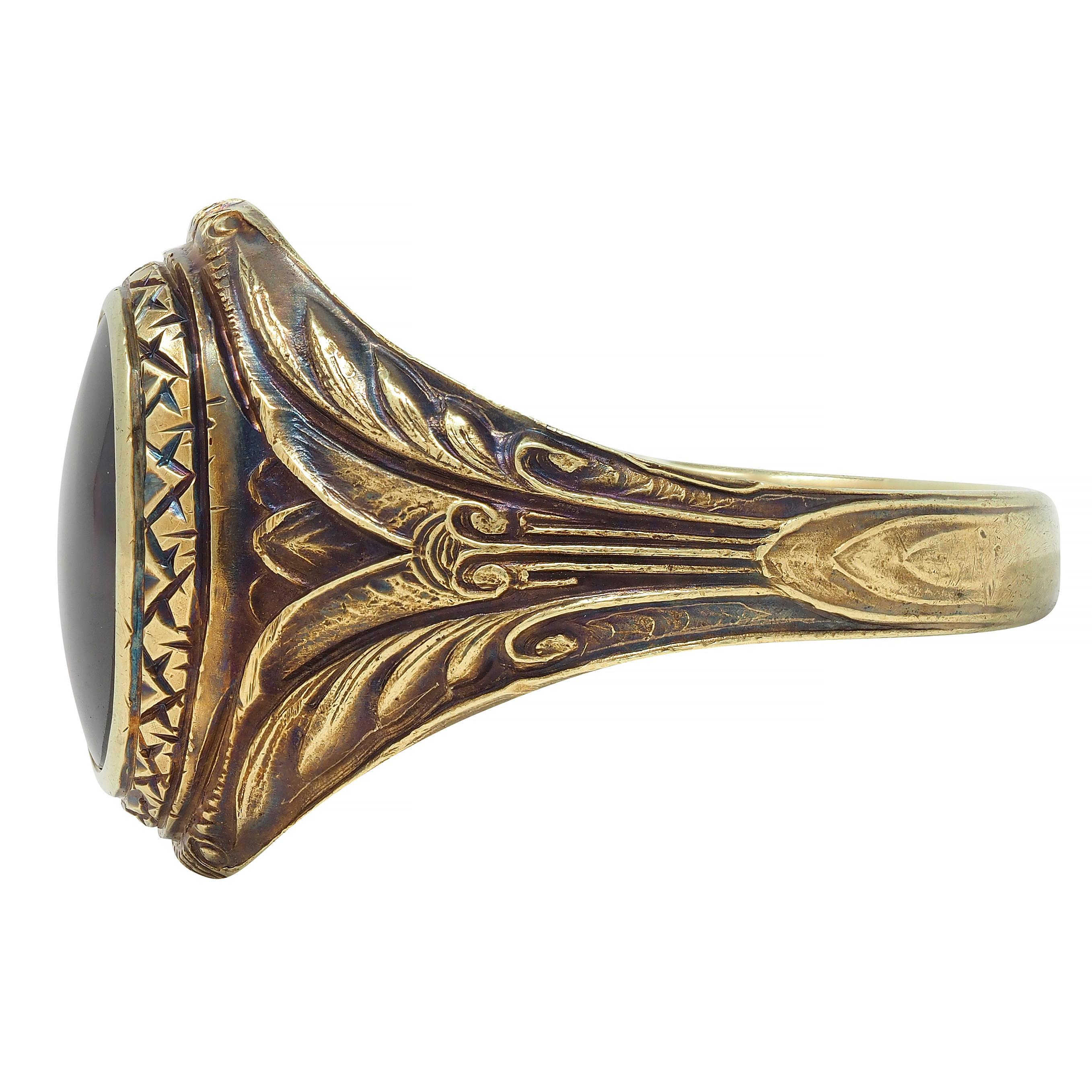 Victorian Egyptian Revival Garnet 14 Karat Yellow Gold Antique Unisex Lotus Ring For Sale 2