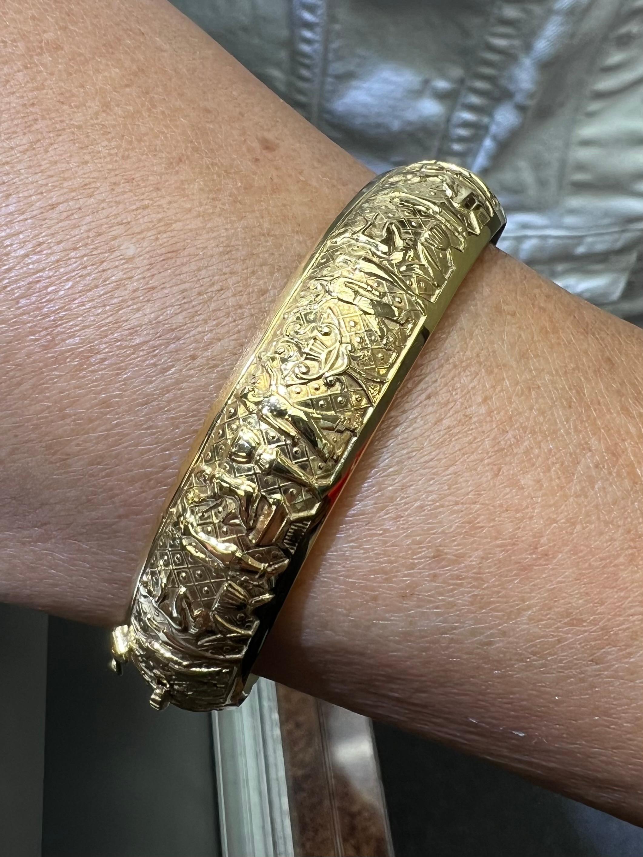 Victorian Egyptian Revival Gold Bangle Bracelet For Sale 4