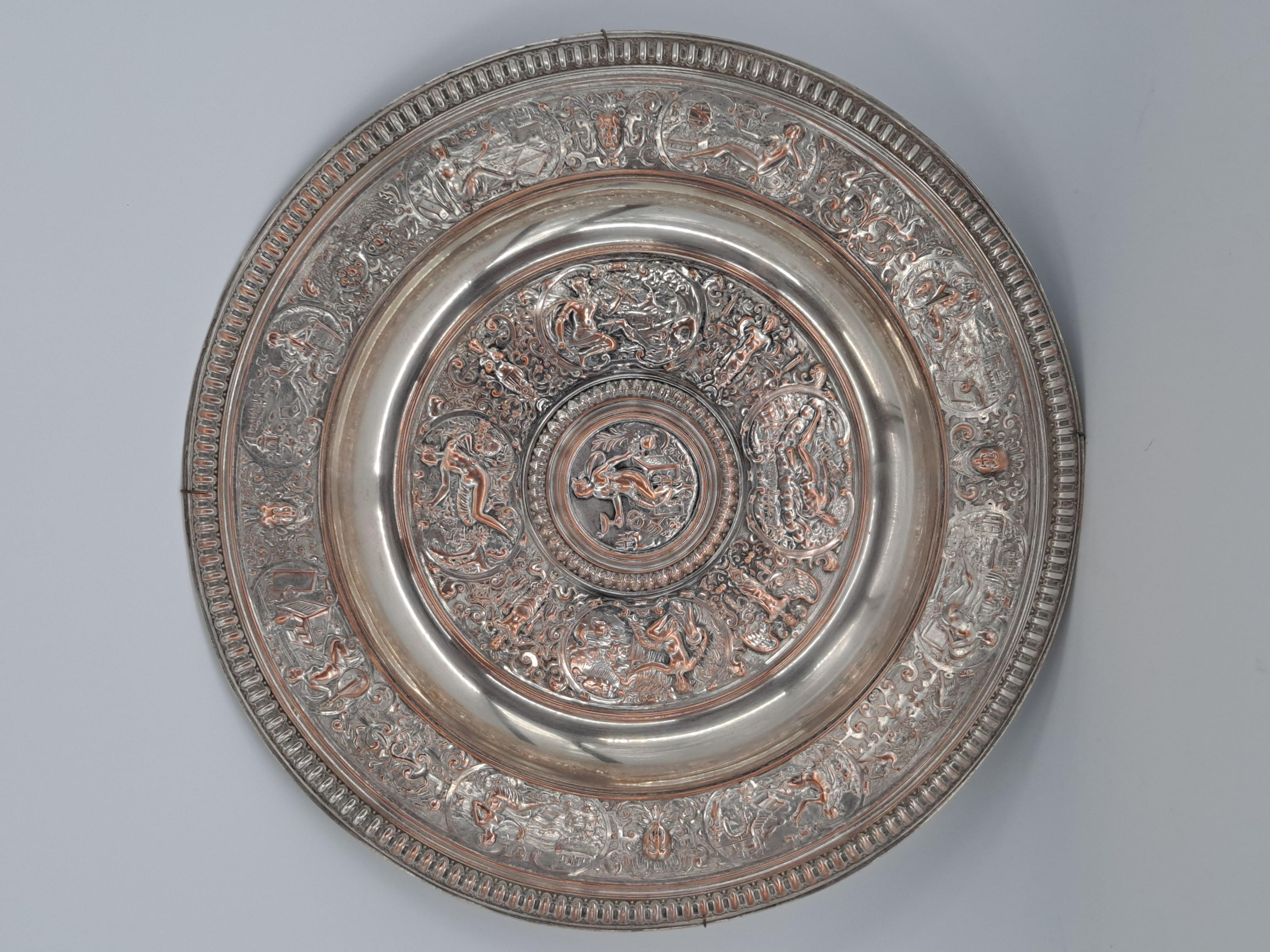 Metal Victorian Elkington Electrotype Charger Plate For Sale