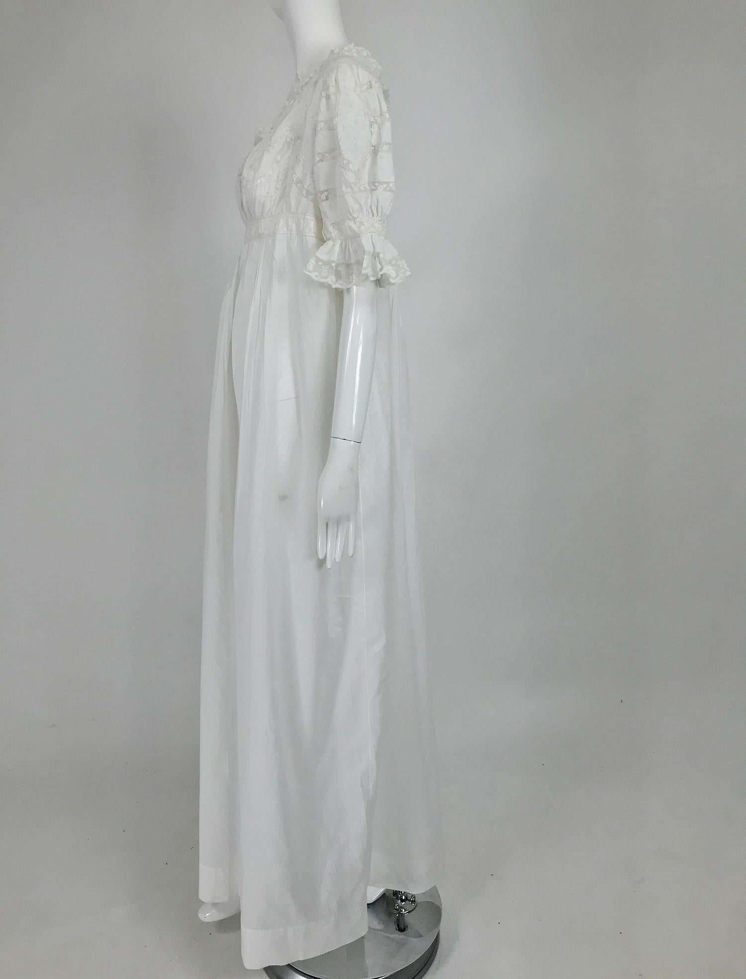 batiste nightgown 1800s