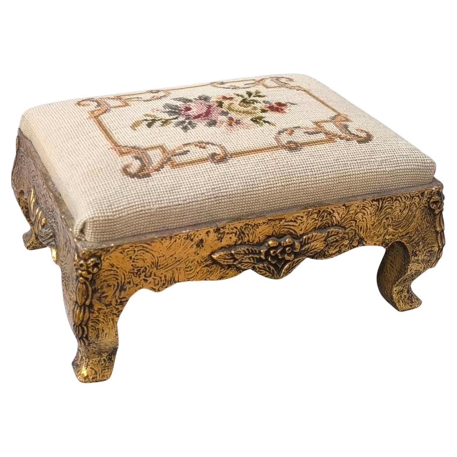 Embroidered Asientos