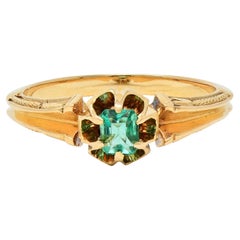 Antiker viktorianischer Smaragd-Ring aus 18 Karat Gelbgold mit Gürtelfassung und Butterkrug