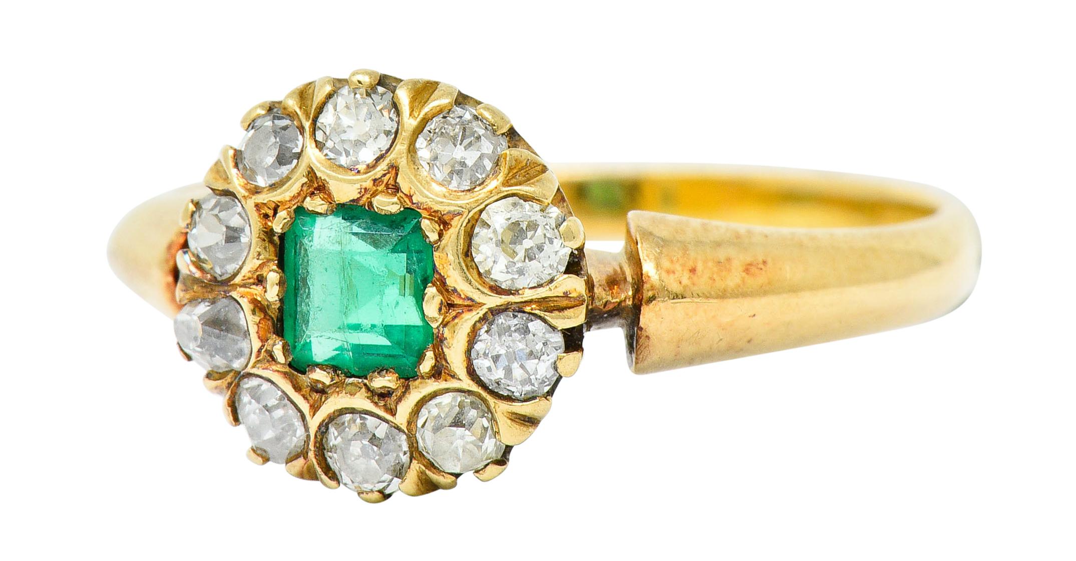 Victorian Emerald Diamond 18 Karat Gold Cluster Ring 1