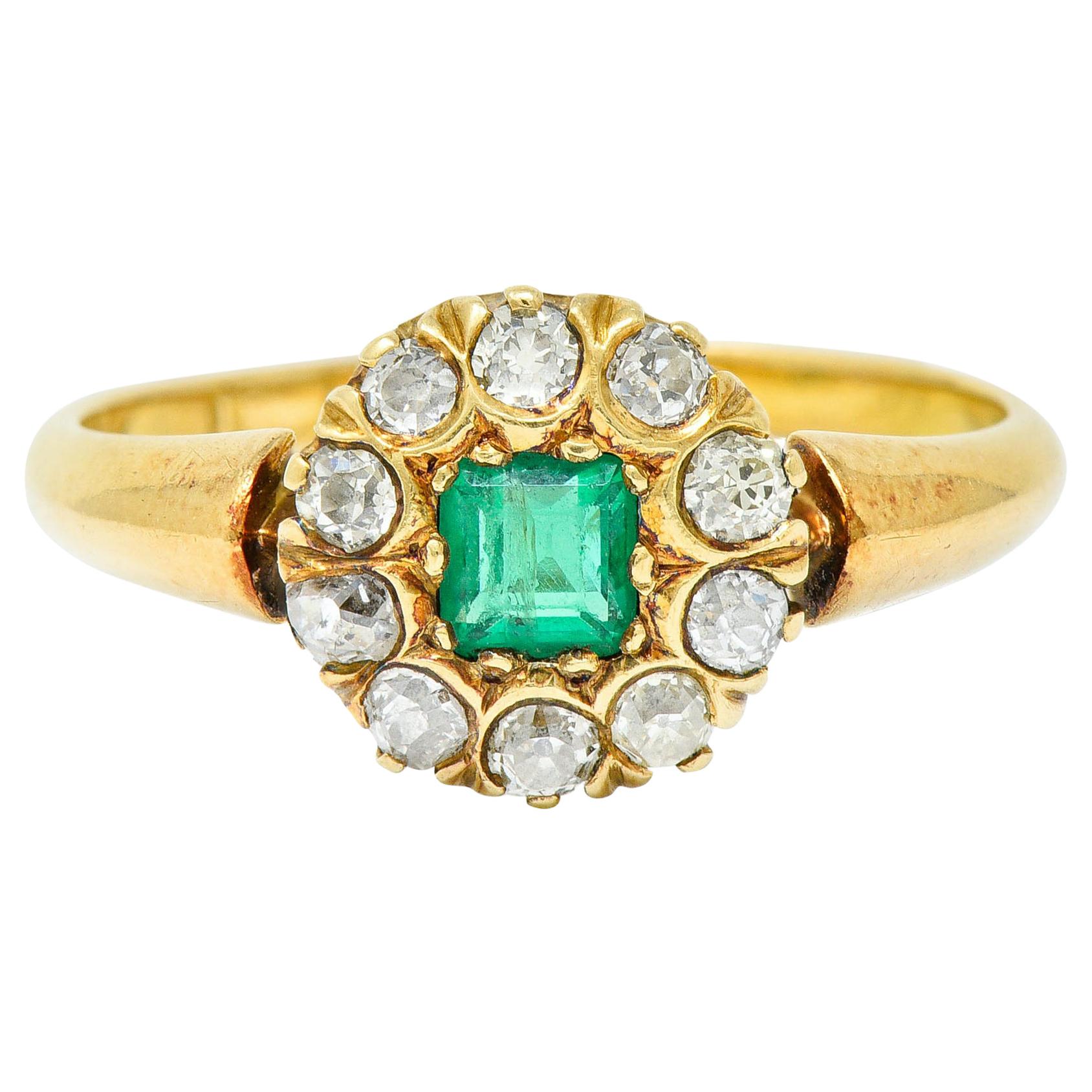 Victorian Emerald Diamond 18 Karat Gold Cluster Ring