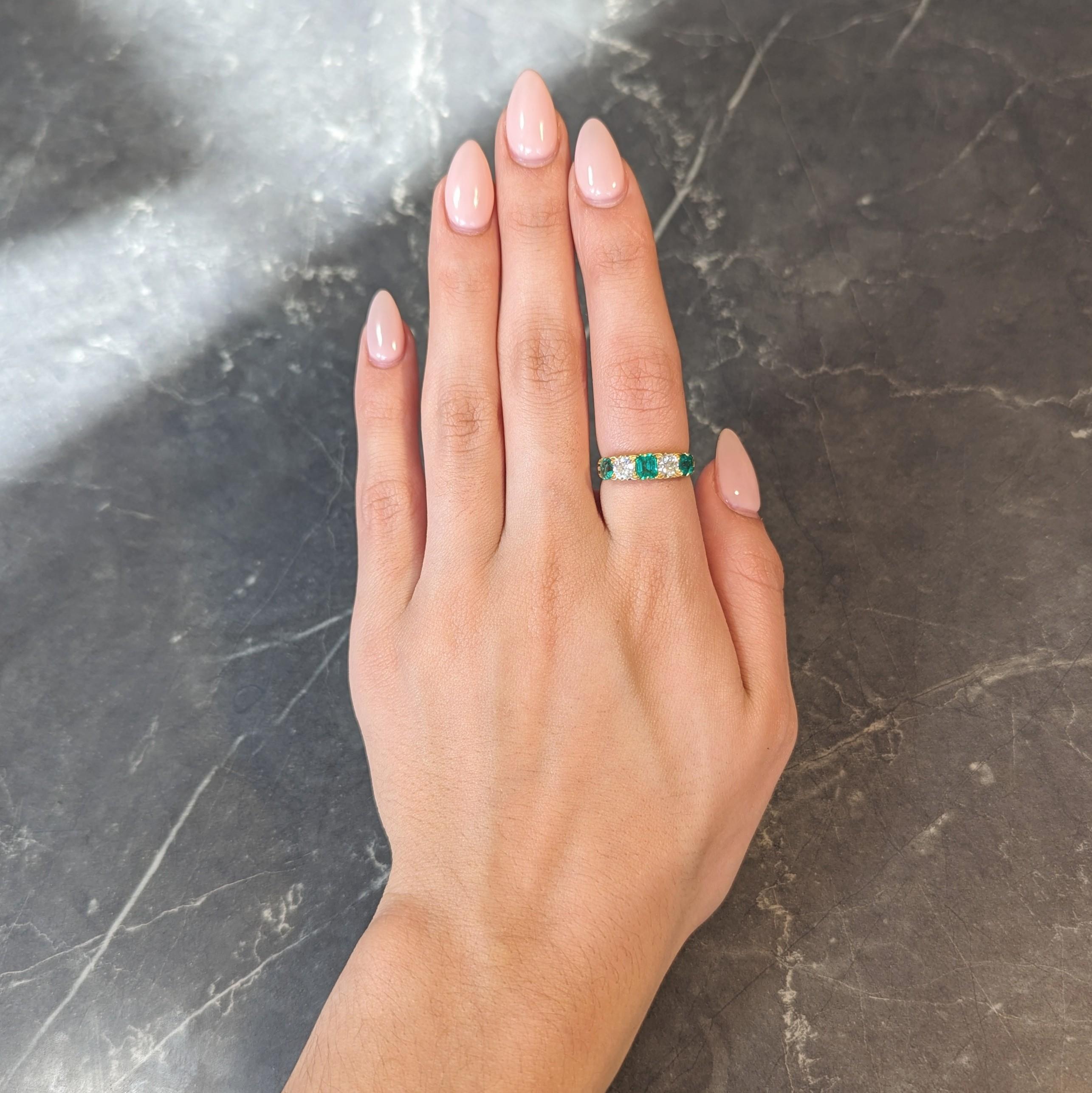 Victorian Emerald Diamond 18 Karat Yellow Gold Antique Five Stone Band Ring For Sale 8