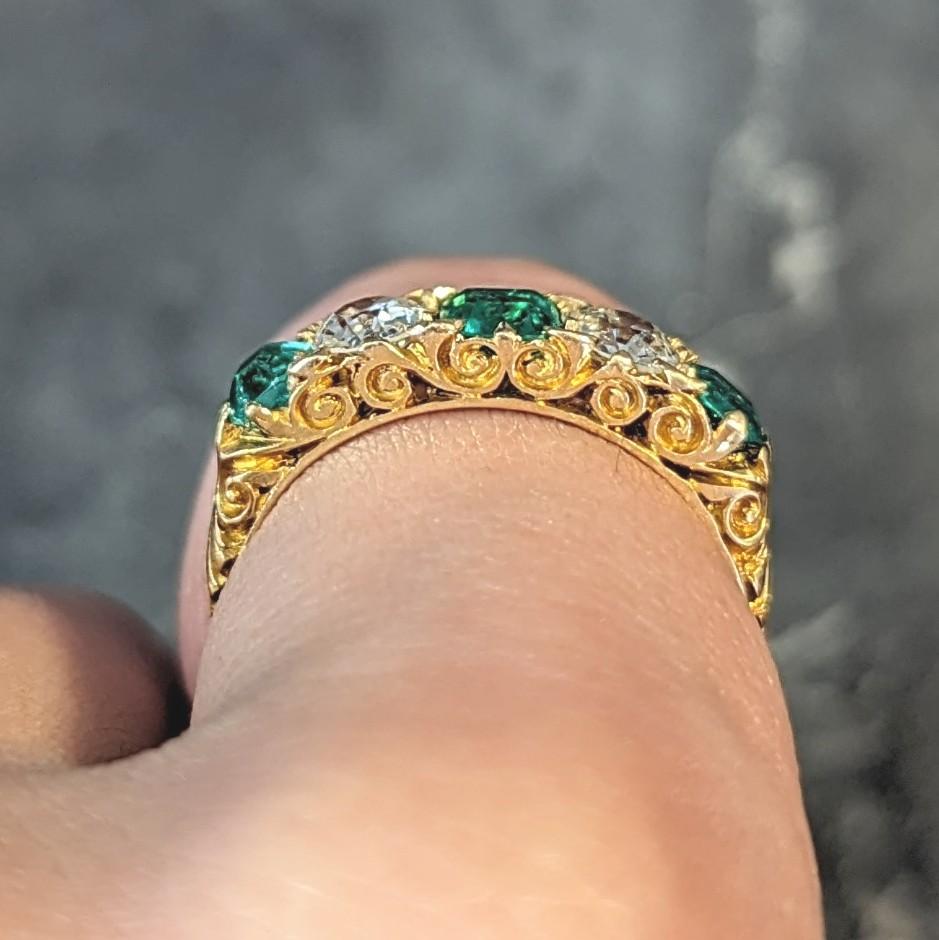 Victorian Emerald Diamond 18 Karat Yellow Gold Antique Five Stone Band Ring For Sale 9