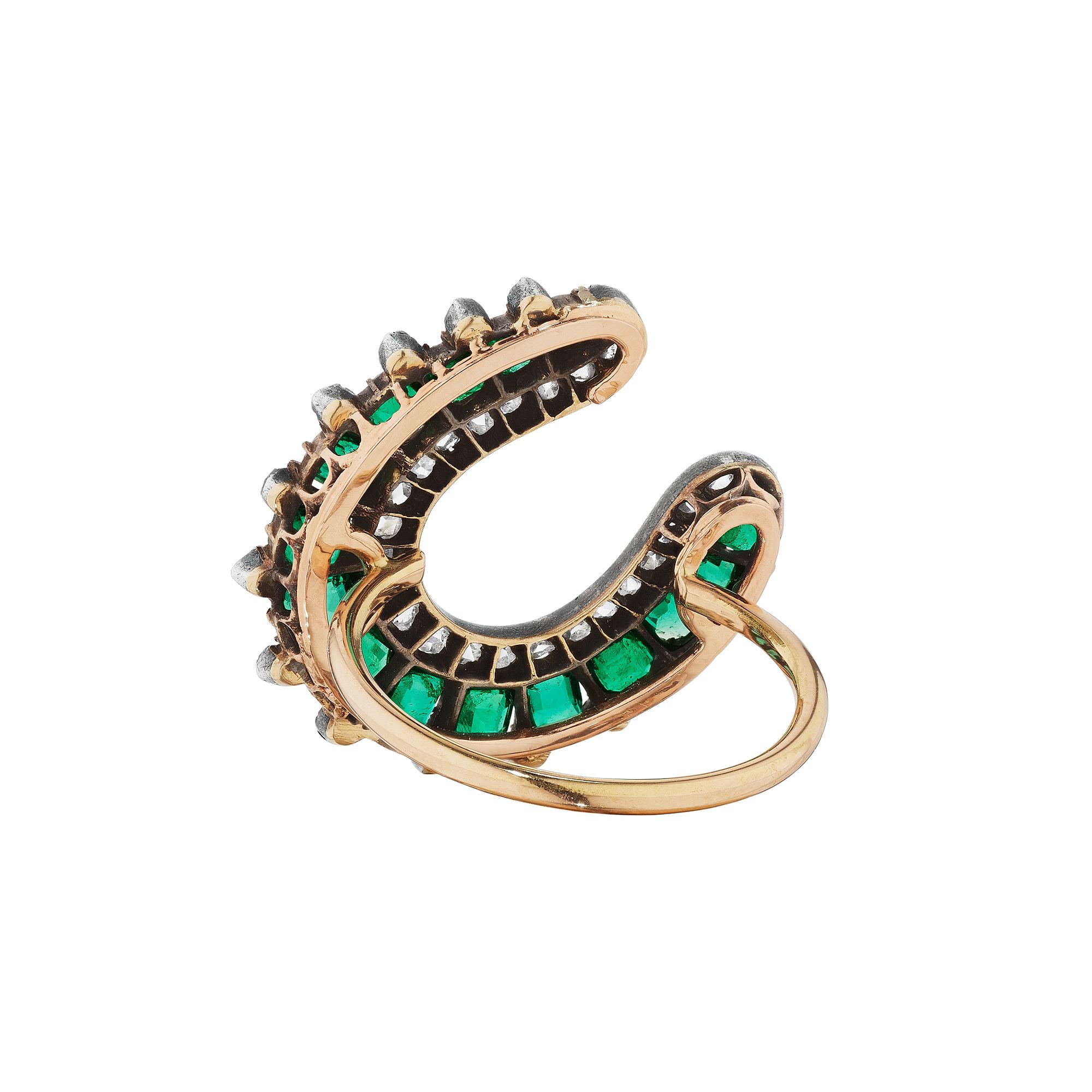 emerald horseshoe ring