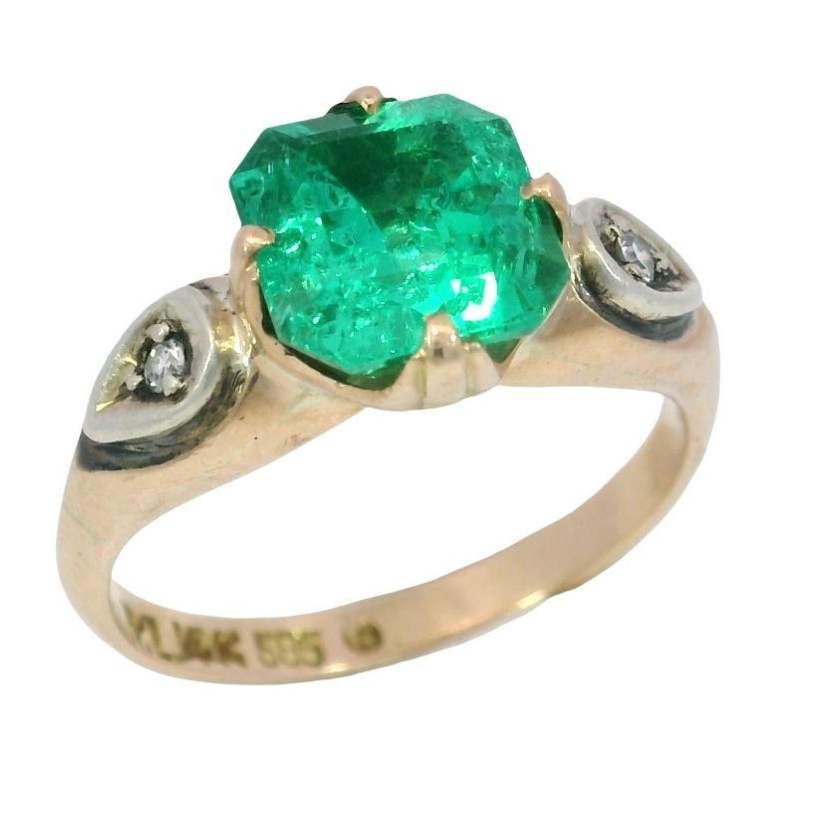 Bague de fiançailles Victorienne Emeraude 2.22ct Columbian F1 GIA Bague 14K Bon état - En vente à Fairfield, CT