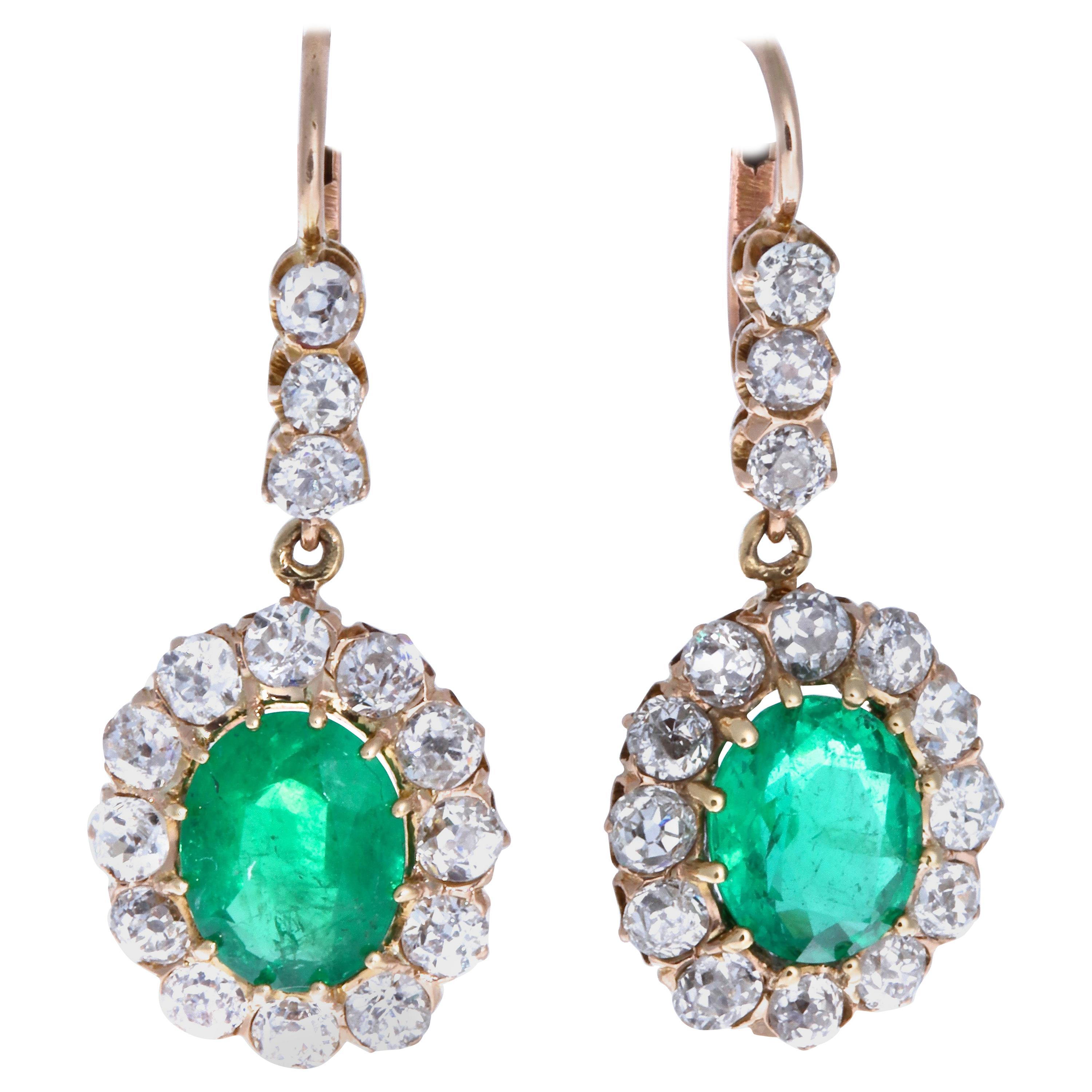 Victorian Emerald Old European Cut Diamond 18 Karat Gold Cluster Earrings