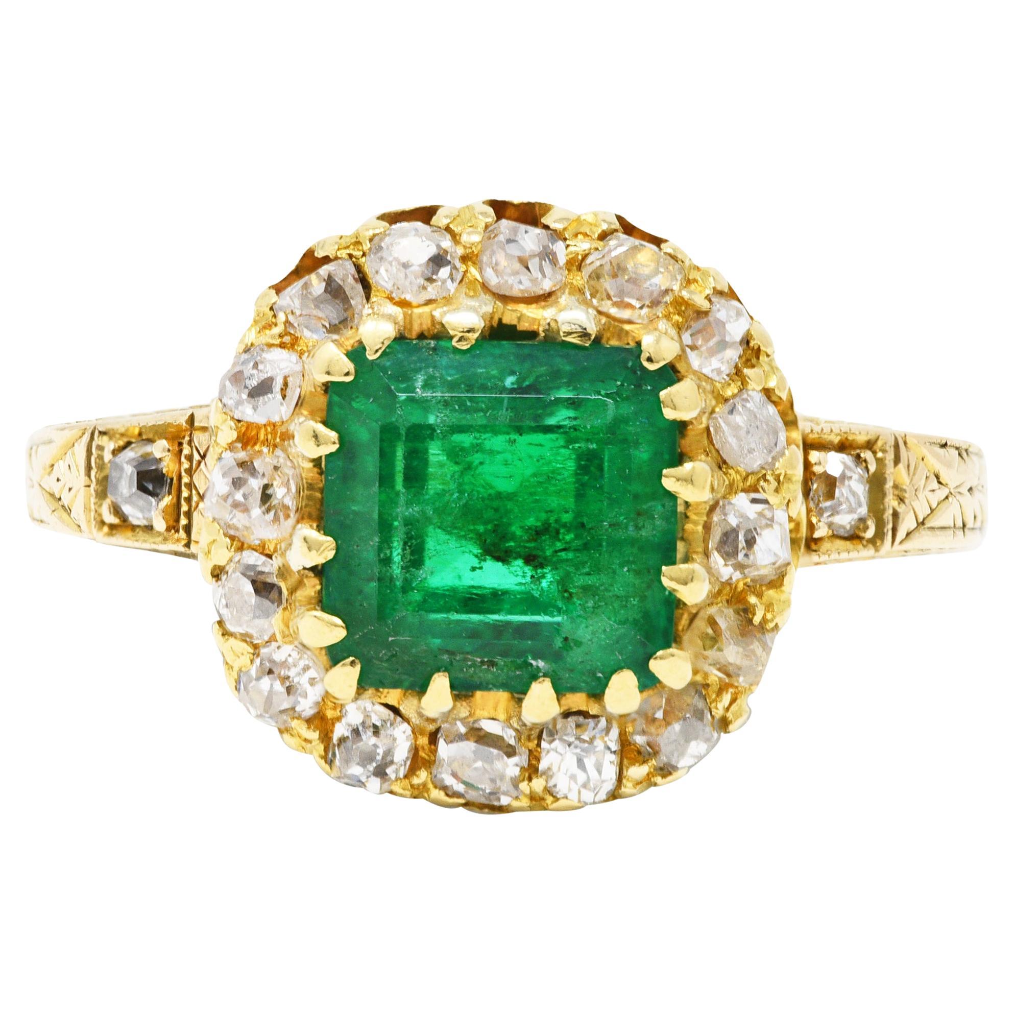 Victorian 2.12 Carats Emerald Old Mine Cut Diamond 14 Karat Yellow Gold Ring
