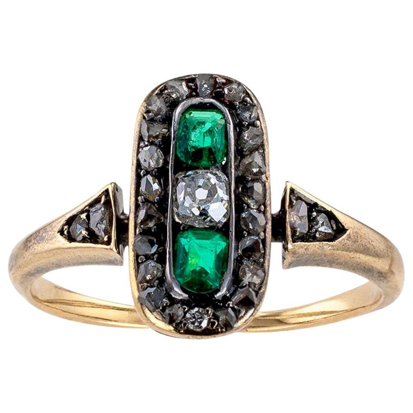 Victorian Emerald Old Mine Cut Diamond Yellow Gold Ring