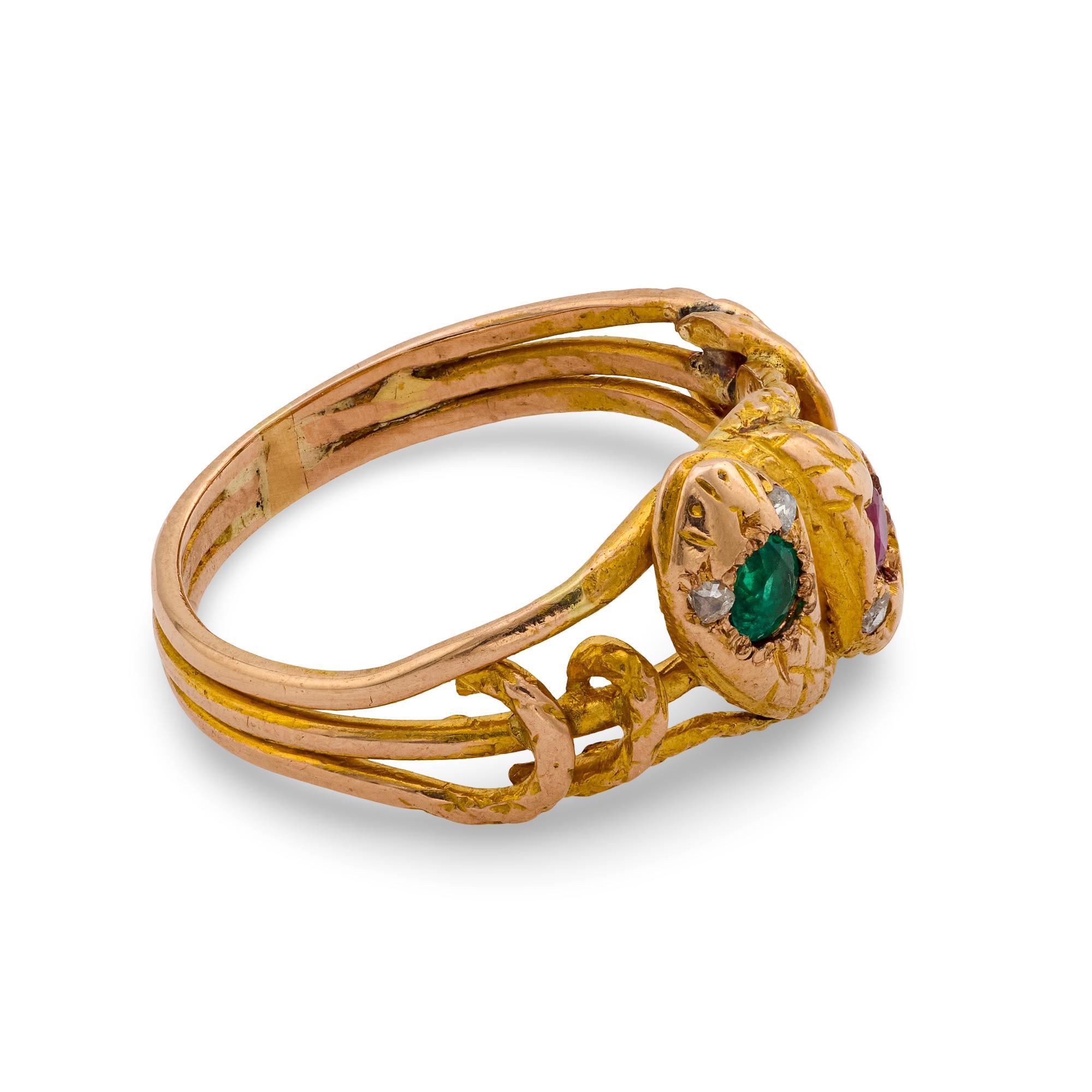 Victorian emerald ruby diamond 18k yellow gold double headed snake ring For Sale 2