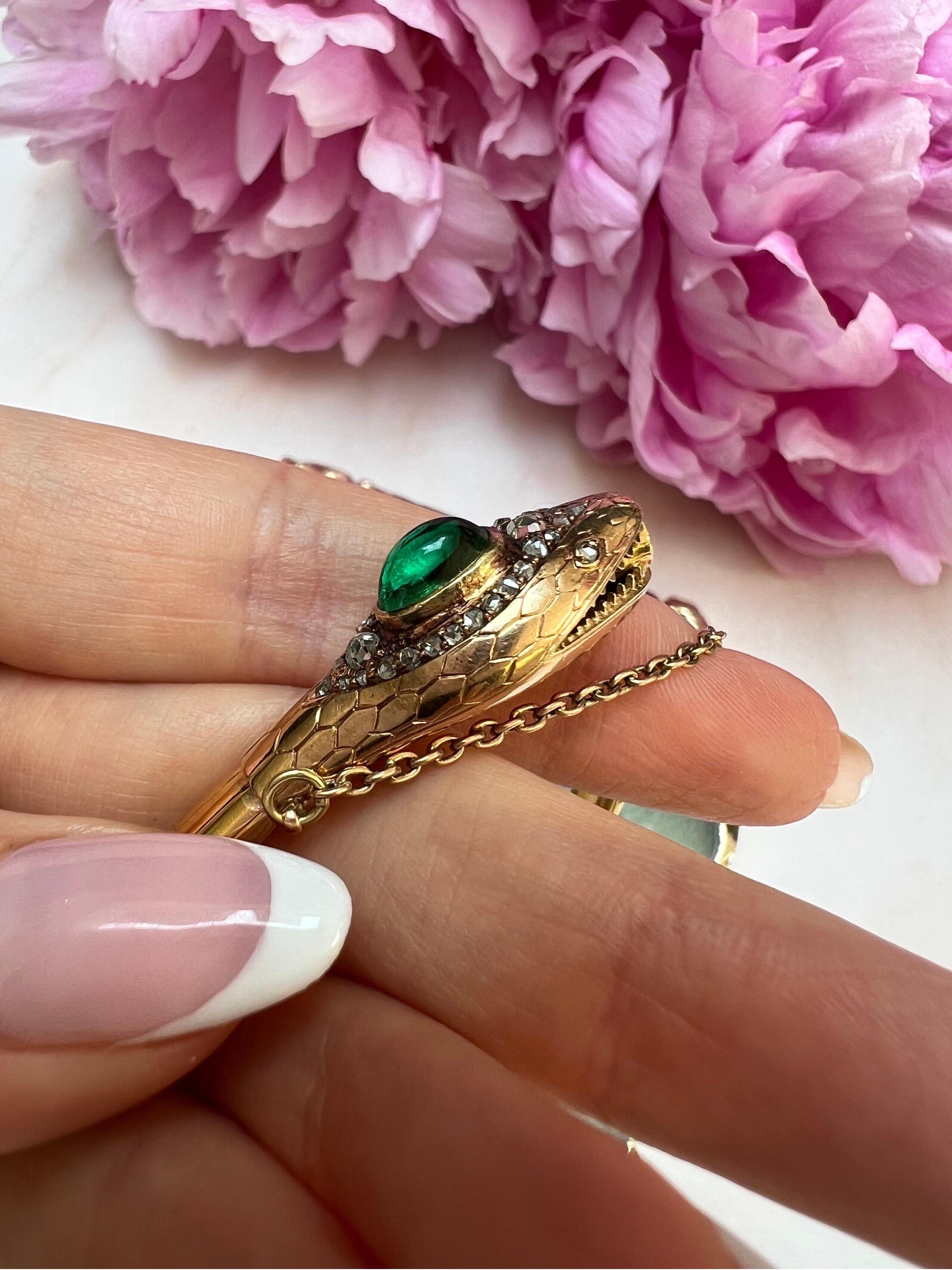 Cabochon Victorian Emerald Snake Bracelet For Sale