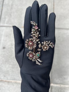 Victorian En Tremblant Flower Brooch