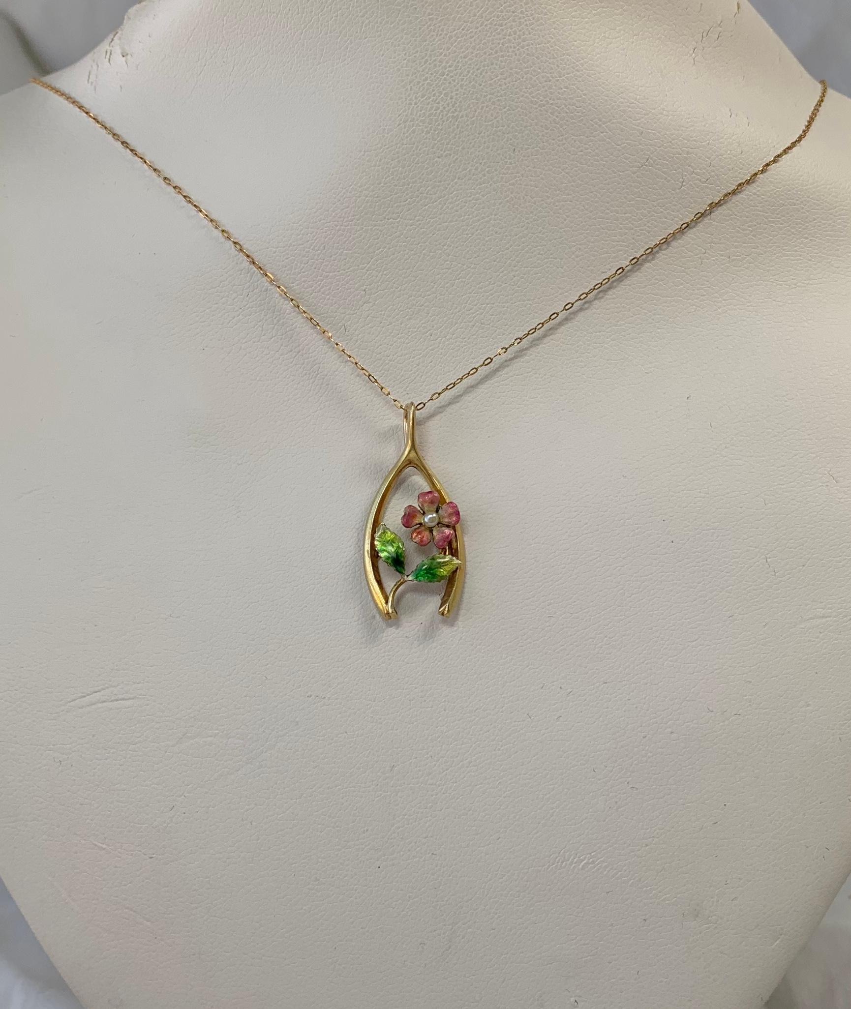 Women's Victorian Enamel Forget Me Not Flower Pendant Necklace Horseshoe Wishbone Gold For Sale