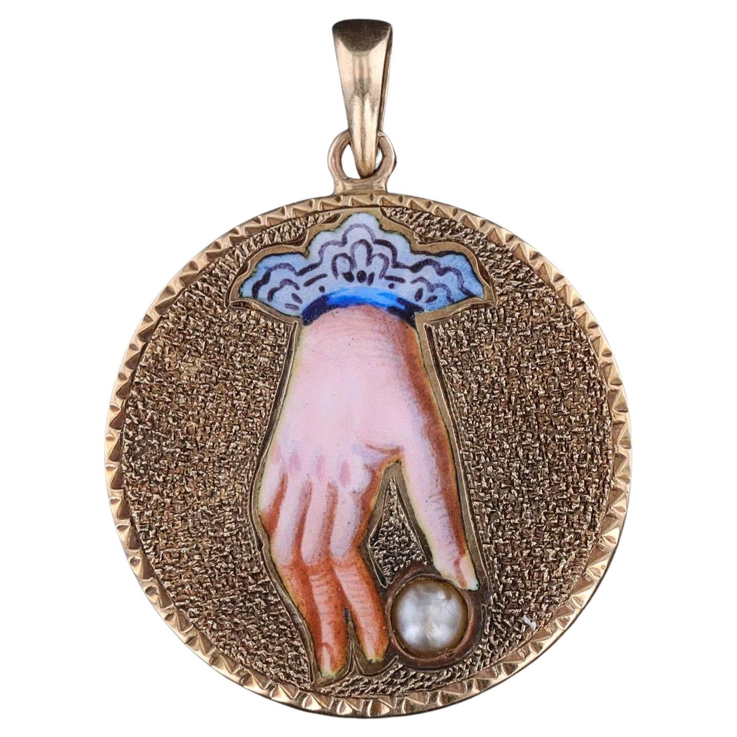 Colgante Victoriano Mano de Esmalte con Perla de Oro de 14k