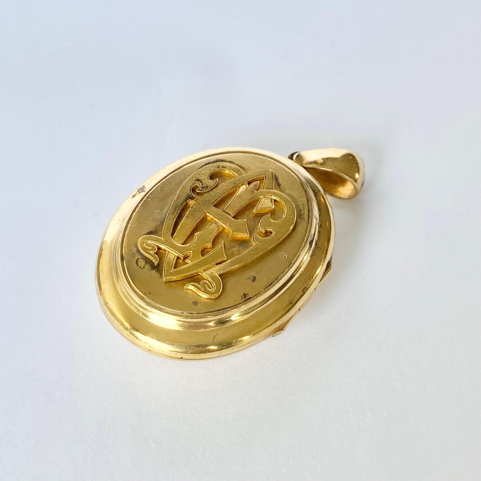 Victorian Enamel, Pearl and Ruby 18 Carat Gold Locket In Good Condition In Chipping Campden, GB