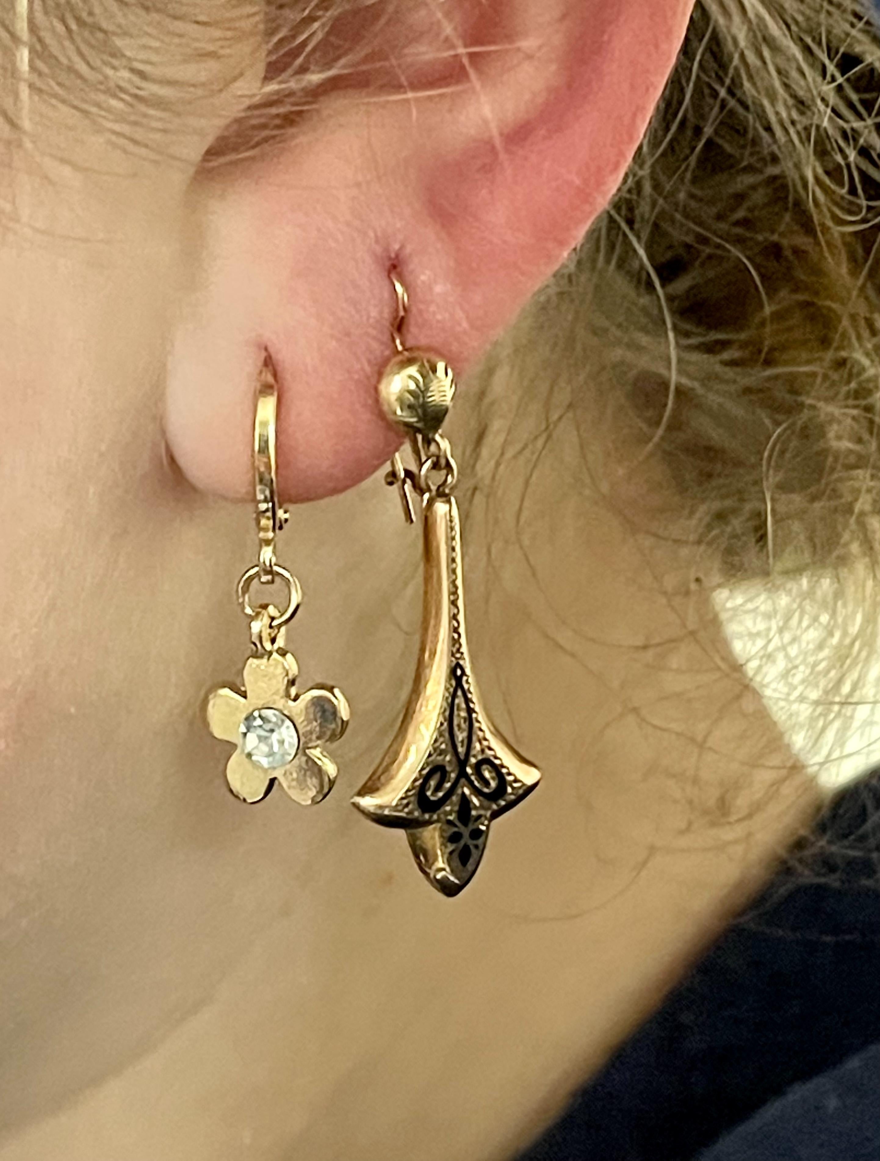 Viktorianische Emaille Hirtenhaken-Verschluss 10 Karat Gelbgold Tropfenohrringe im Angebot 4