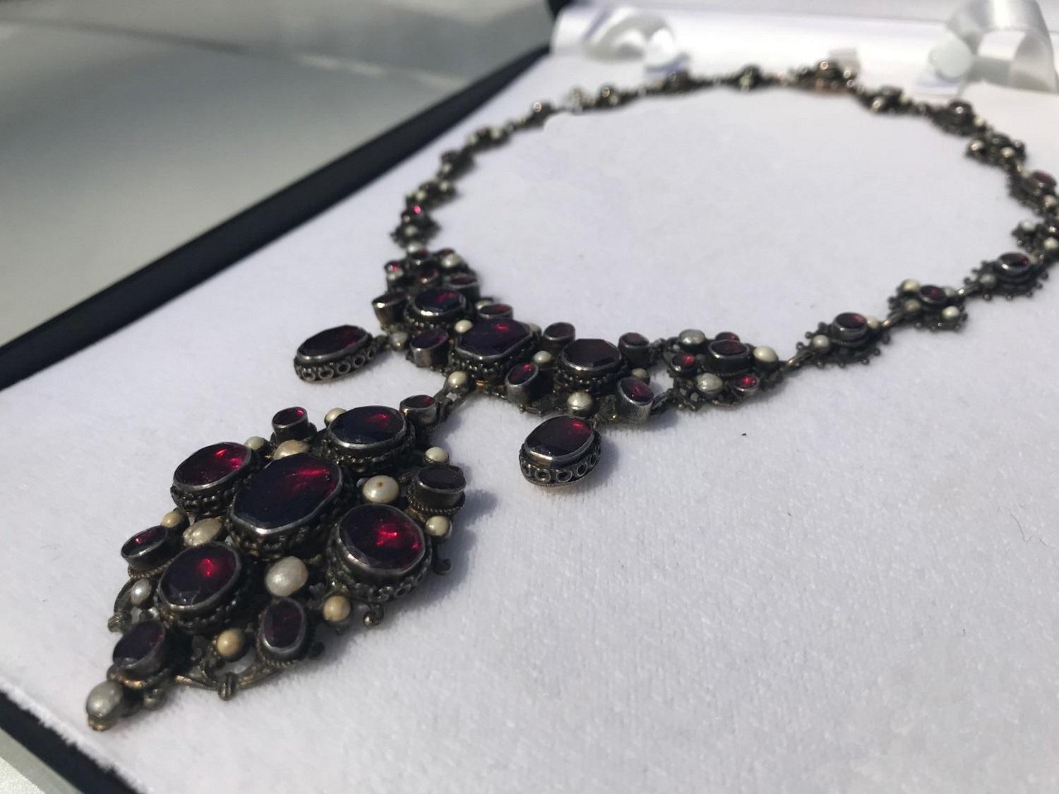 Victorian English Bib Necklace Garnets with Pearl Accents, circa 1870 For Sale 4