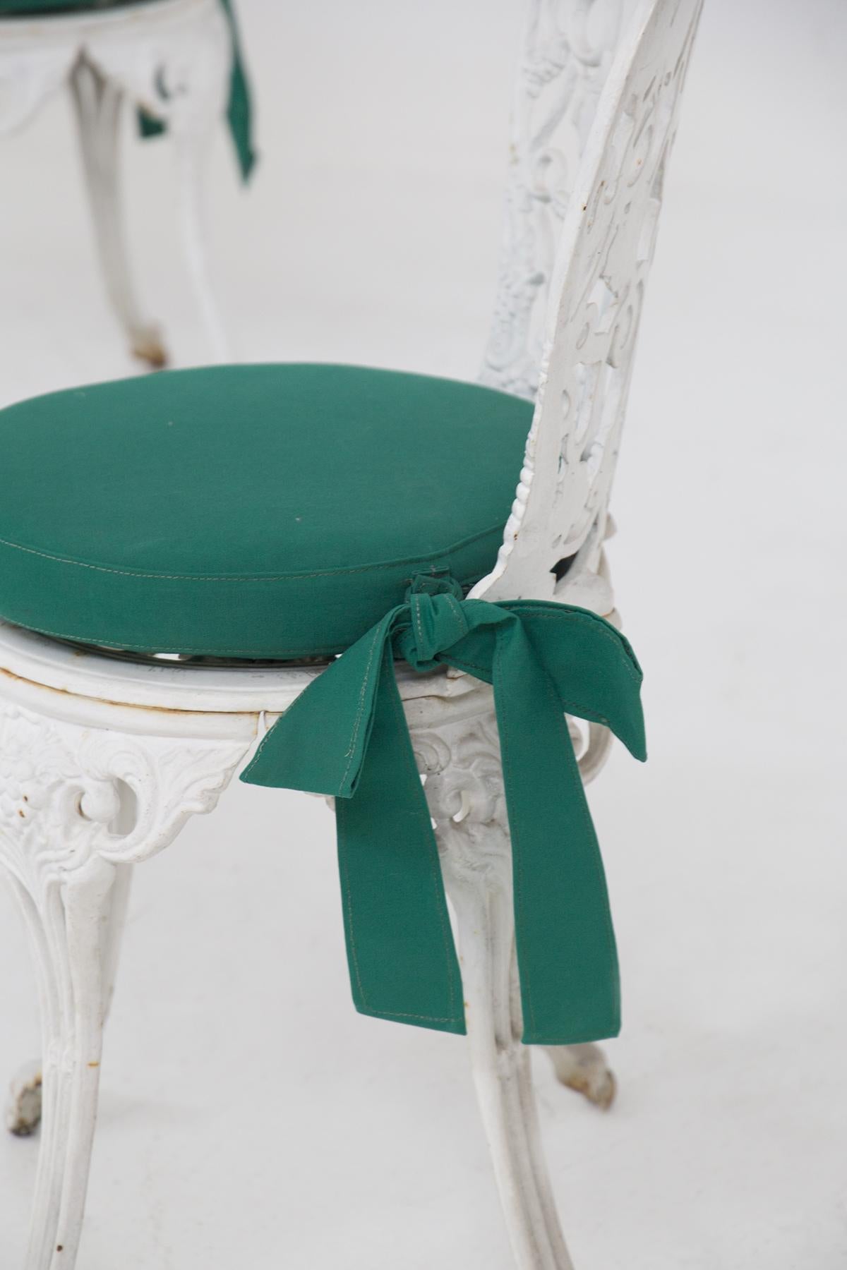Viktorianische englische gusseiserne Stühle und Original-Stühle im Angebot 3