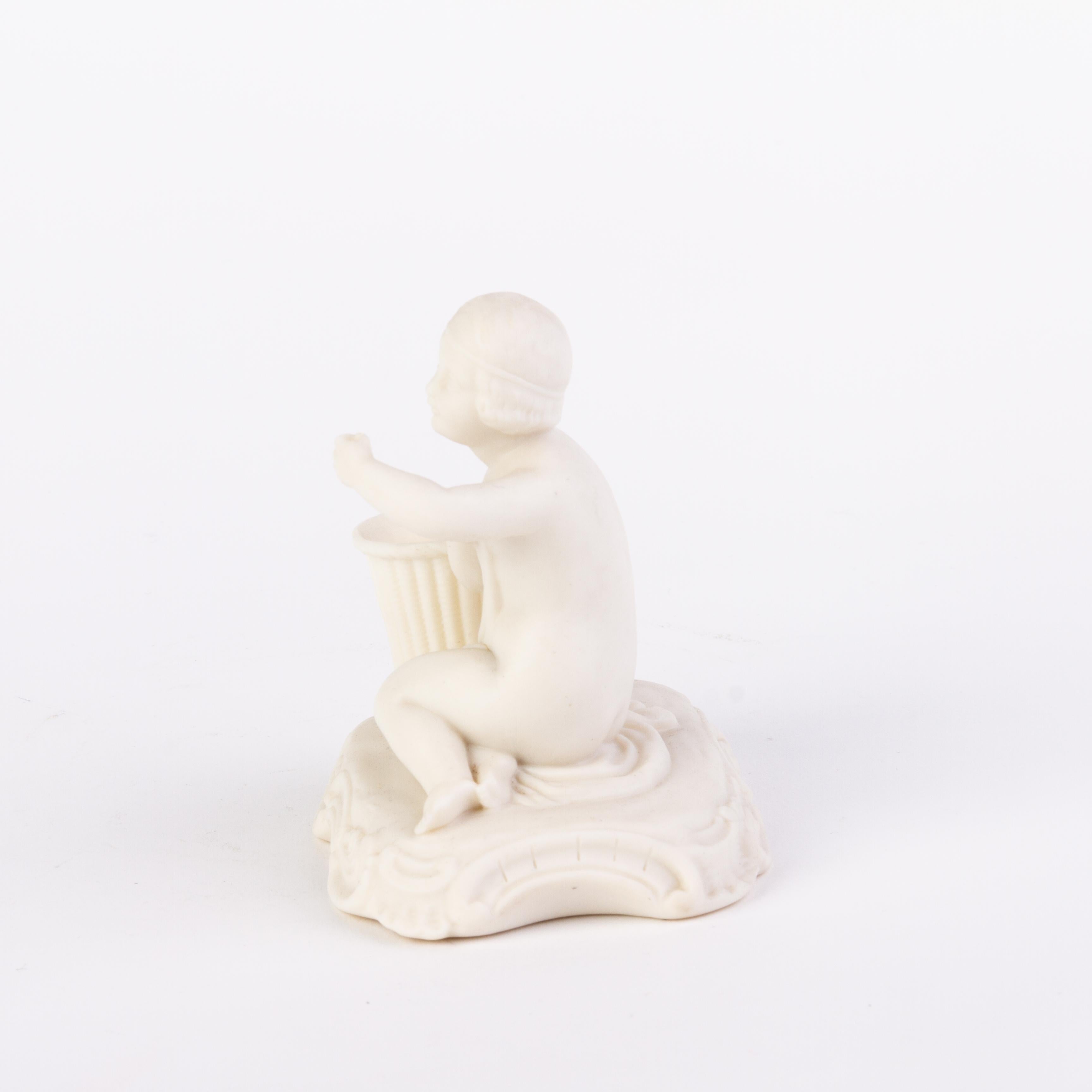 Porcelain Victorian English Copeland Parian Ware Statue Table Match Holder 19th Century For Sale