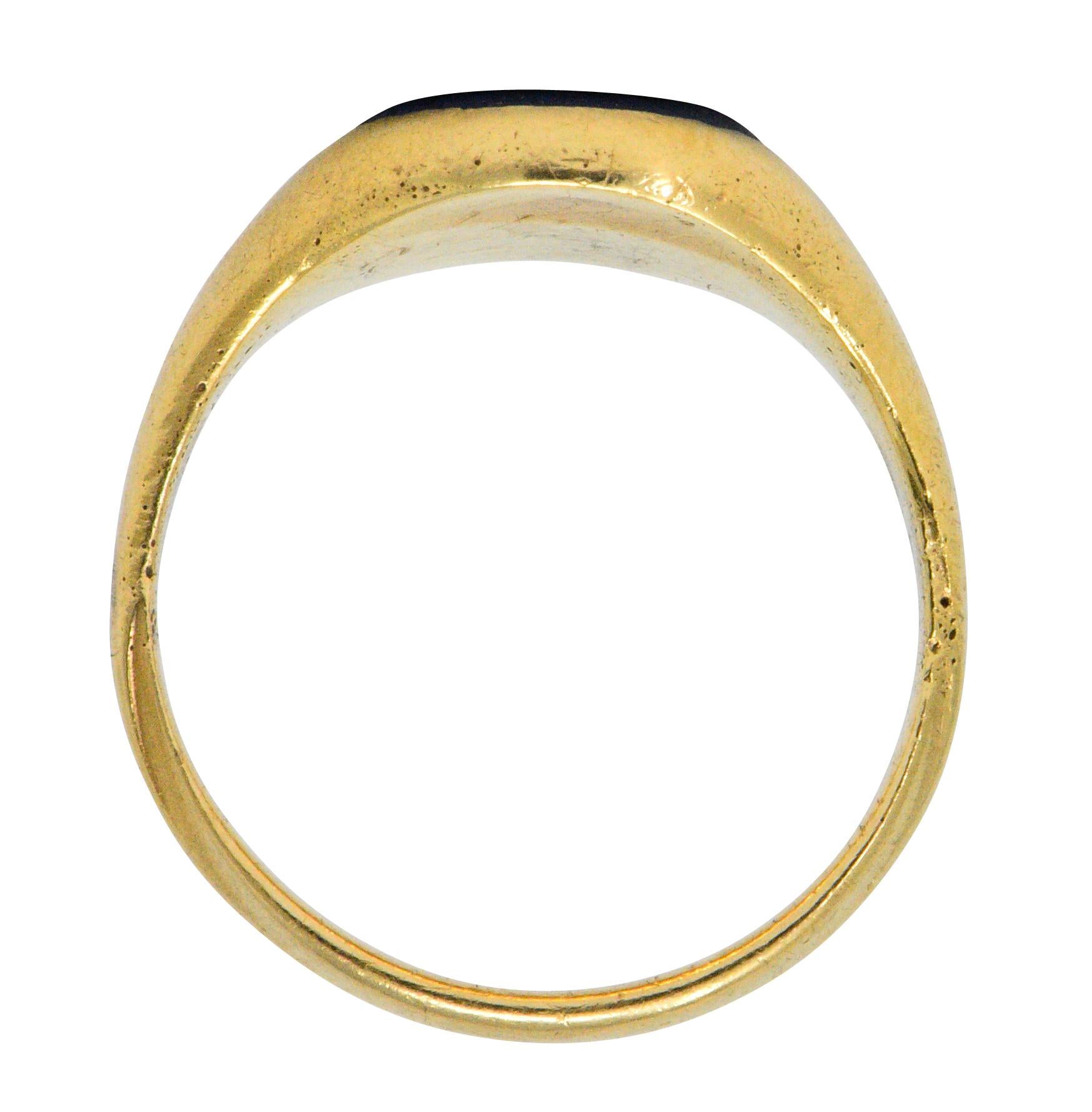 Victorian English Lapis Lazuli 18 Karat Gold Signet Unisex Stag Ring 2
