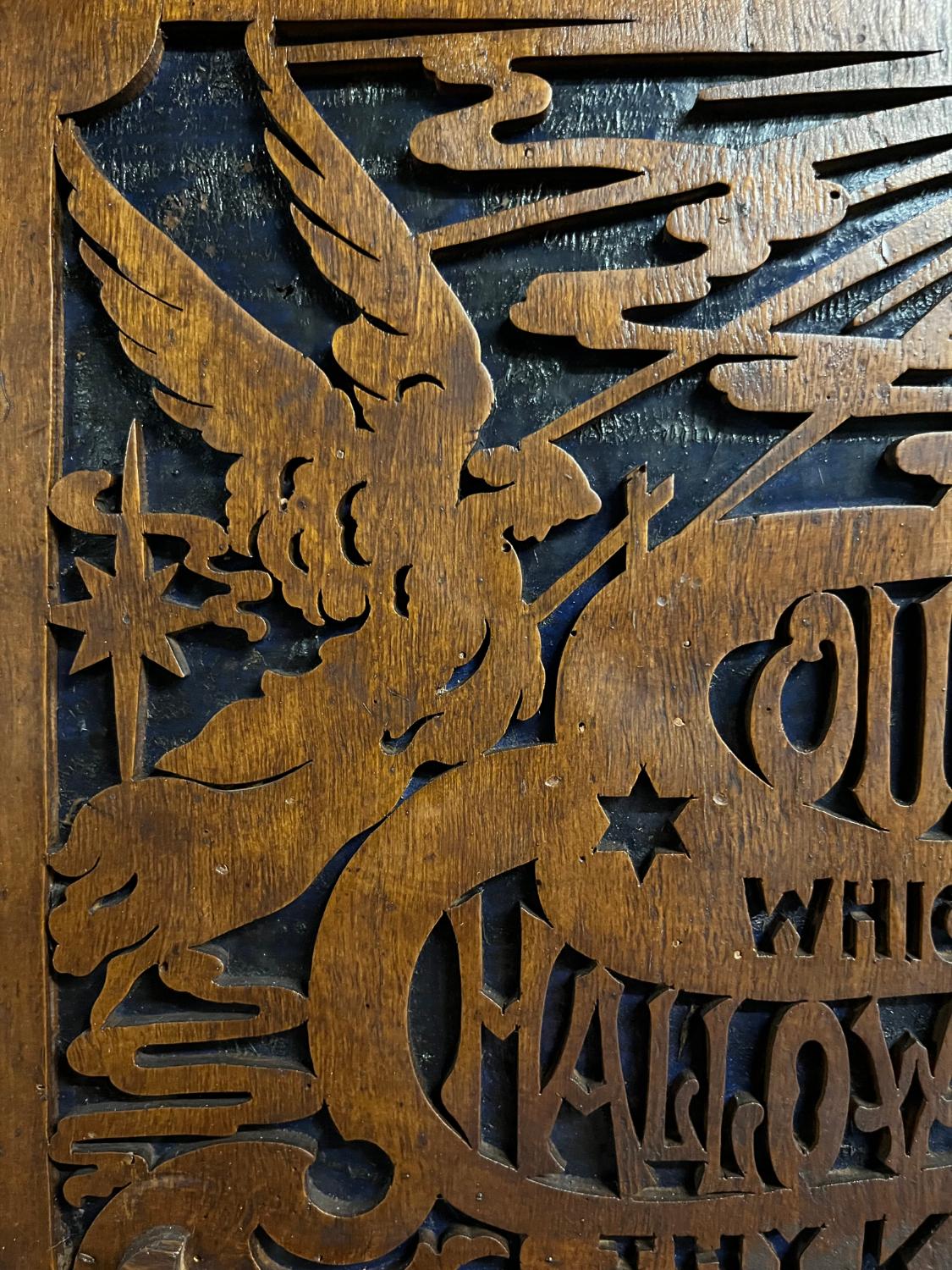 Victorian English Oak Wood Laubsägearbeiten Religiöse The Lord's Prayer Wandkunst Antike im Angebot 1