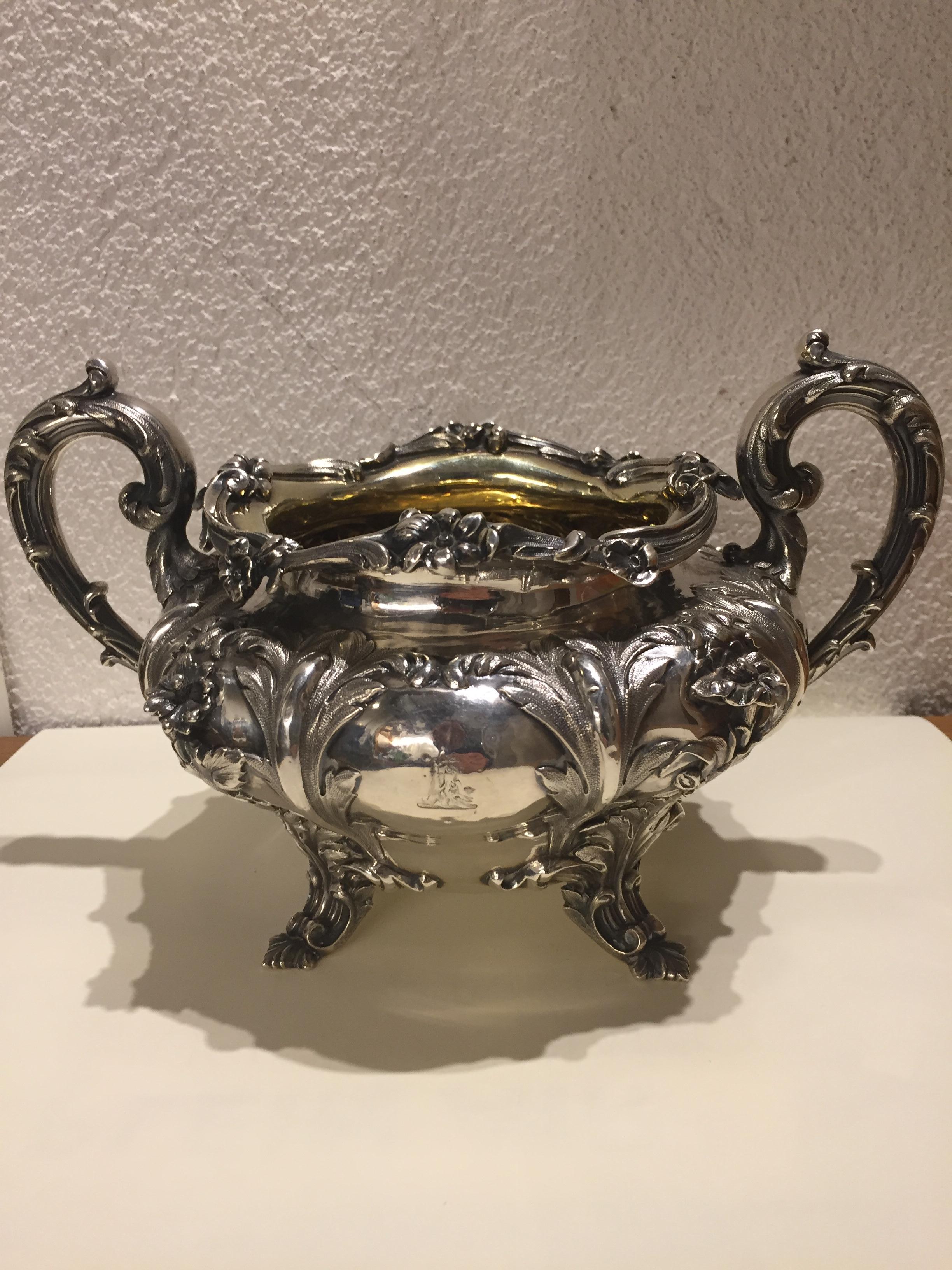 Viktorianische Englisch Silber Tee Set 3 Pieces im Zustand „Hervorragend“ im Angebot in Palermo, IT