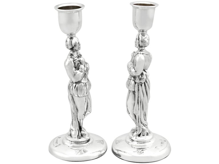 Victorian English Sterling Silver Candlesticks In Excellent Condition For Sale In Jesmond, Newcastle Upon Tyne