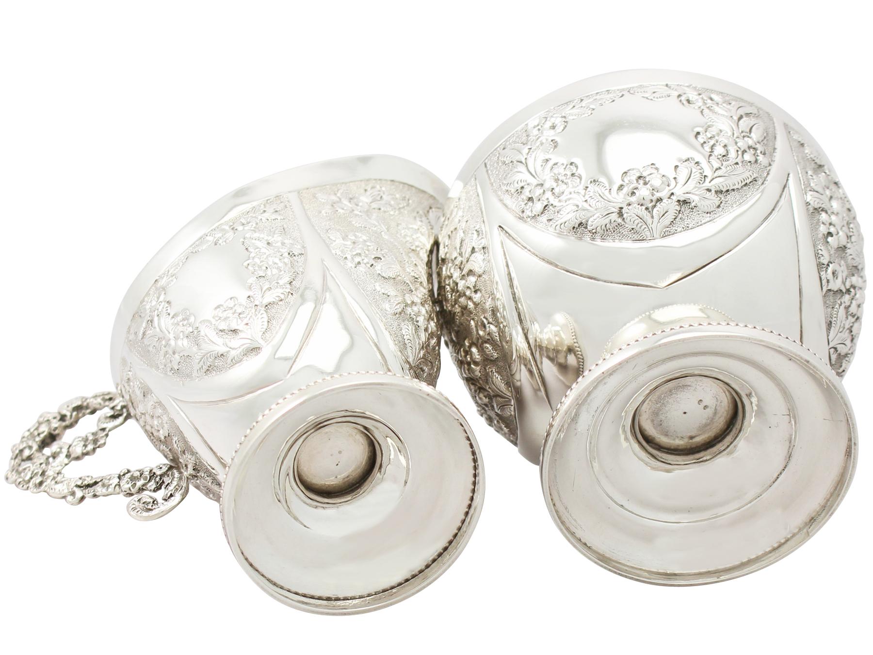 Victorian English Sterling Silver Cream Sugar Presentation Set For Sale 7