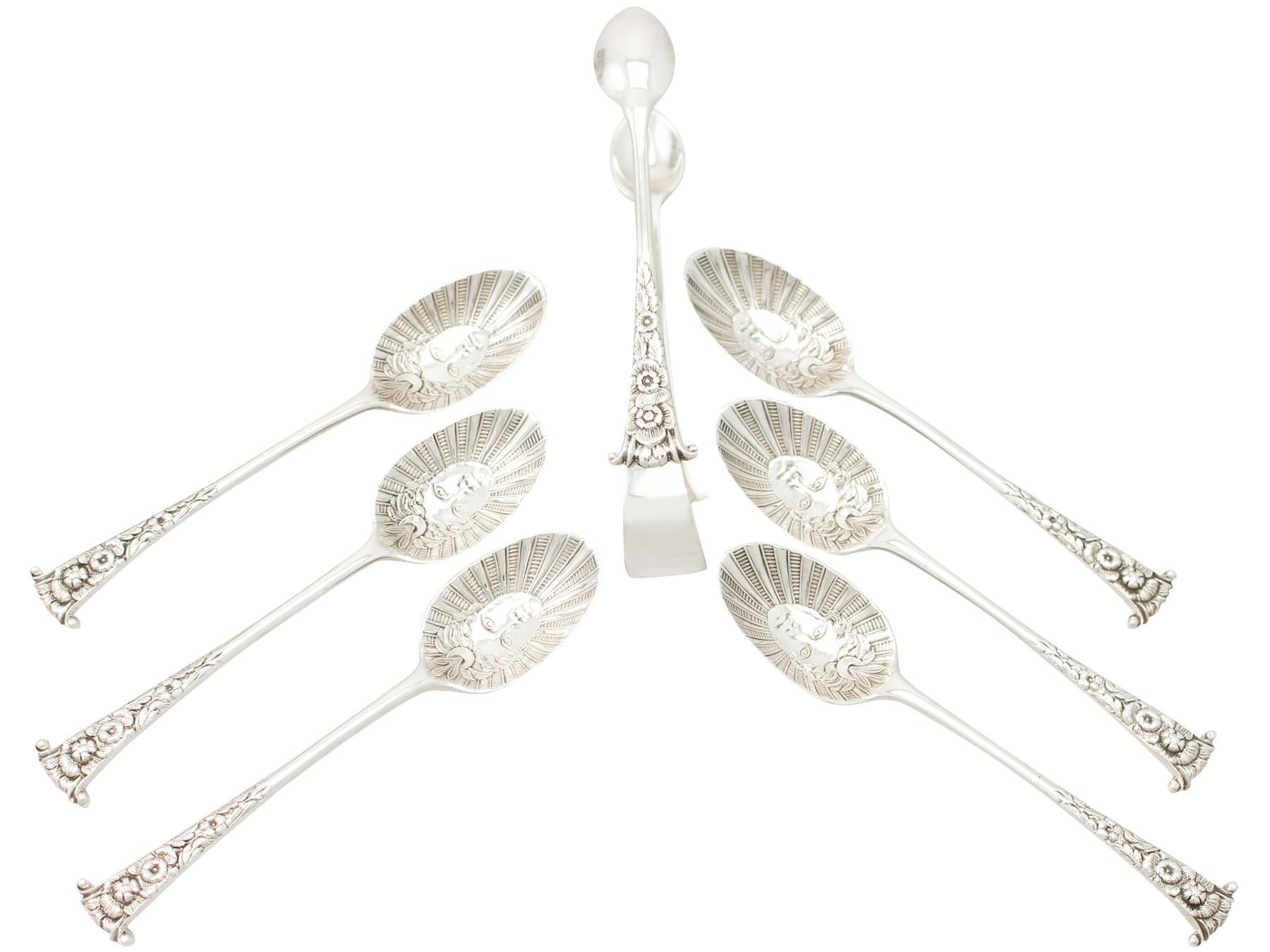 Embossed Victorian English Sterling Silver Cream Sugar Presentation Set For Sale