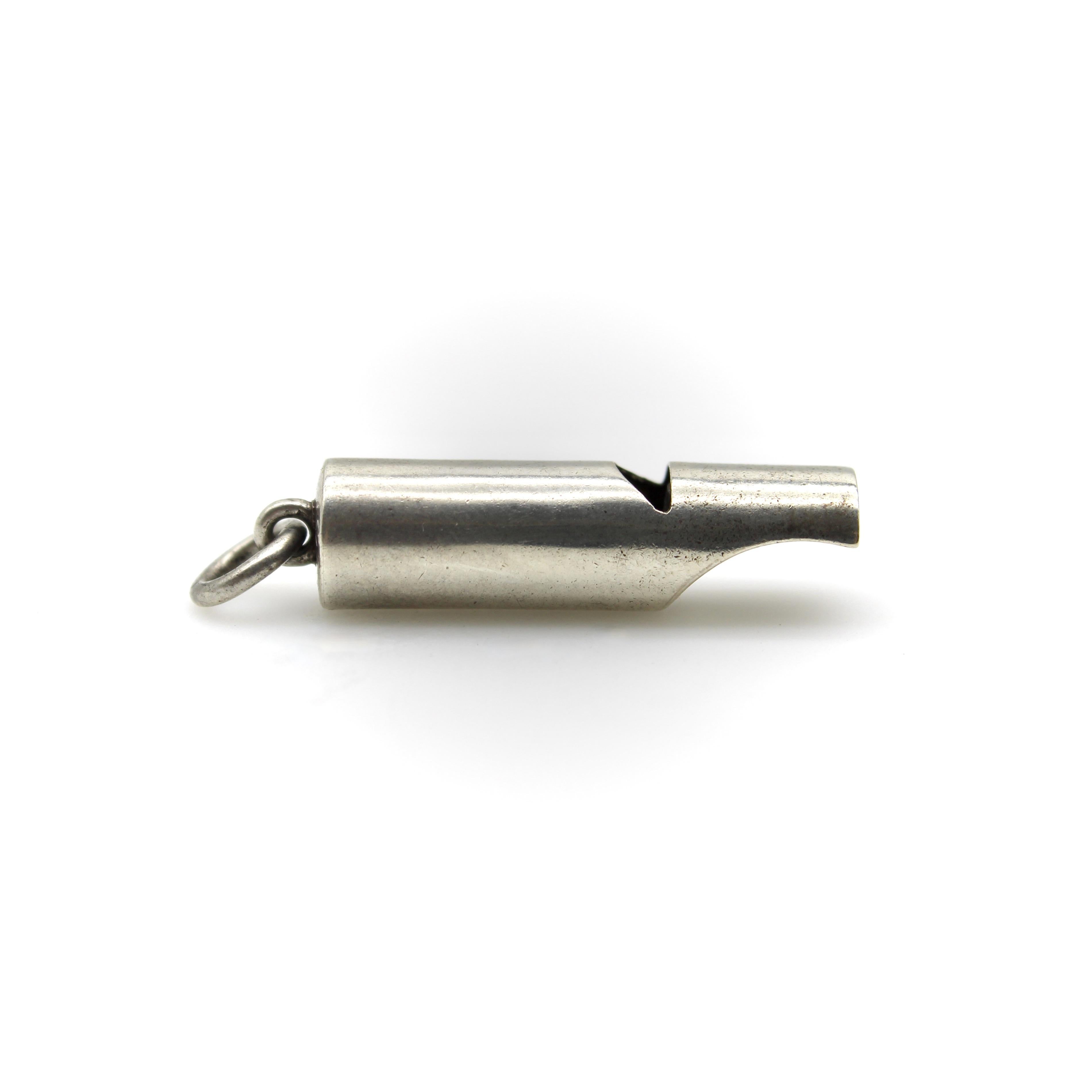 Victorian English Sterling Silver Cylindrical Whistle In Good Condition For Sale In Venice, CA
