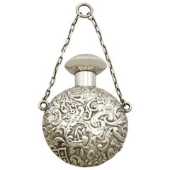 Vintage and Antique Flasks - 154 For Sale on 1stdibs