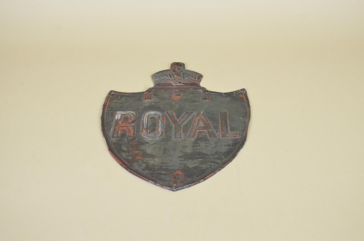 Victorian English Vintage Royal Insurance Copper Fire Plaque In Good Condition In Milan, IT