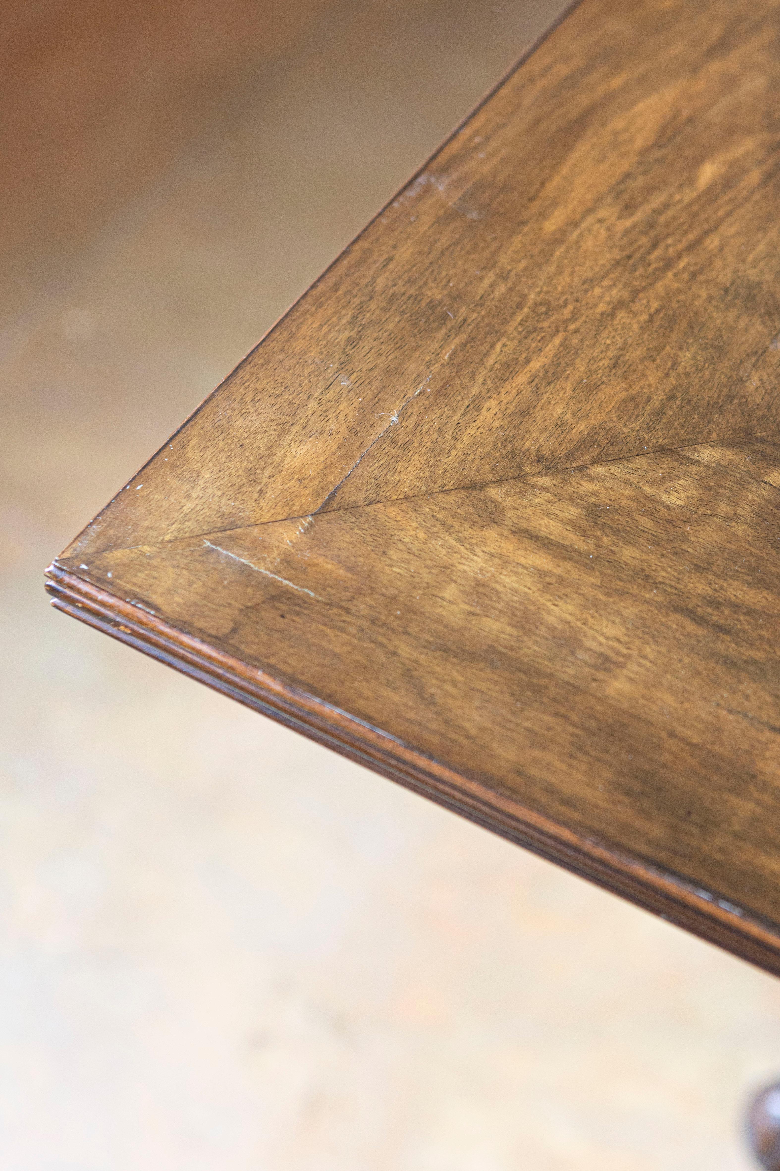Victorian English Walnut and Mahogany Fold-Over Game Table with Bookmatched Top For Sale 3
