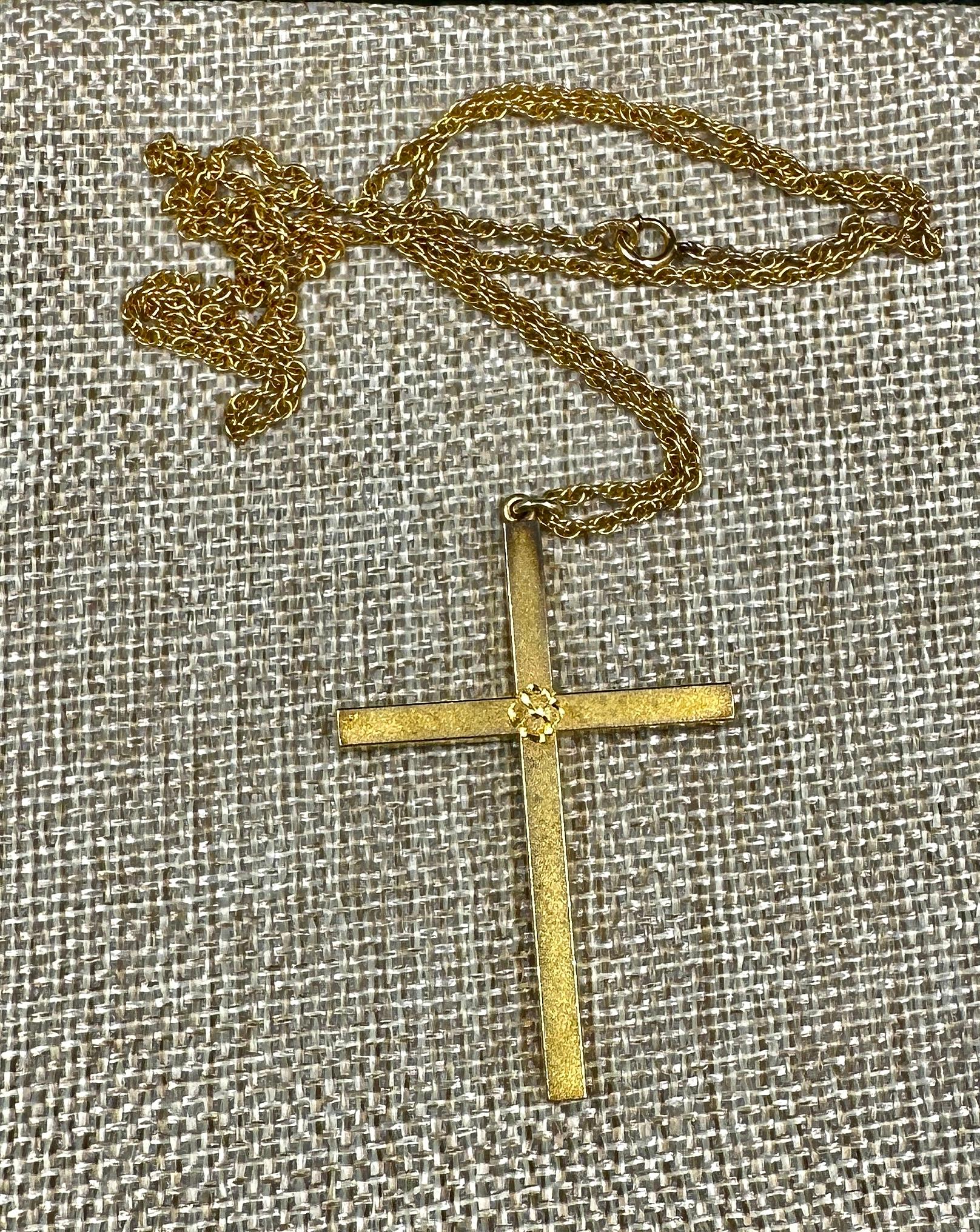 Victorian Engraved Cross Necklace Gold Filled Circa 1900 24 Inch Chain For Sale 5
