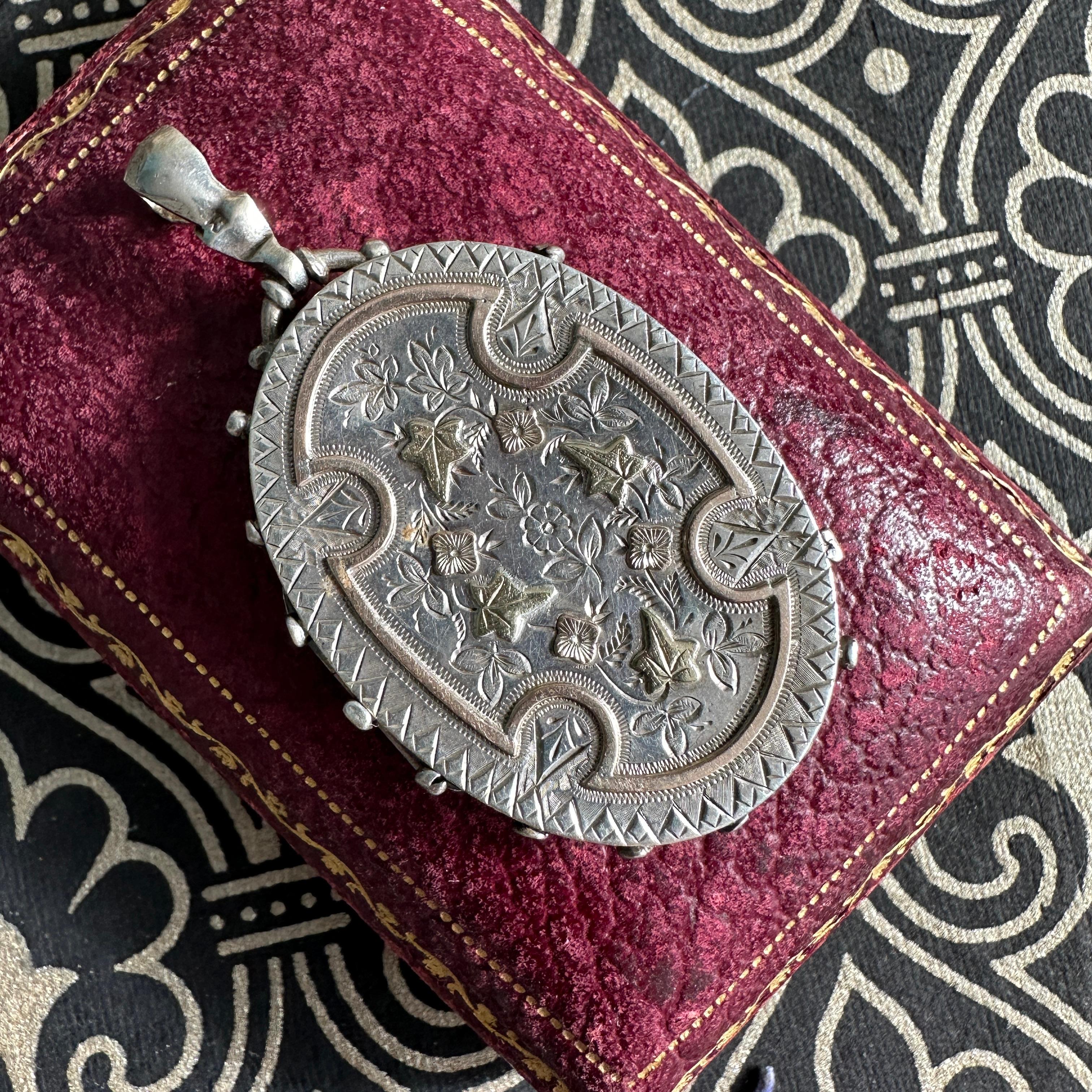 Victorian Engraved Silver Locket Two-Tone Aesthetic Movement 7