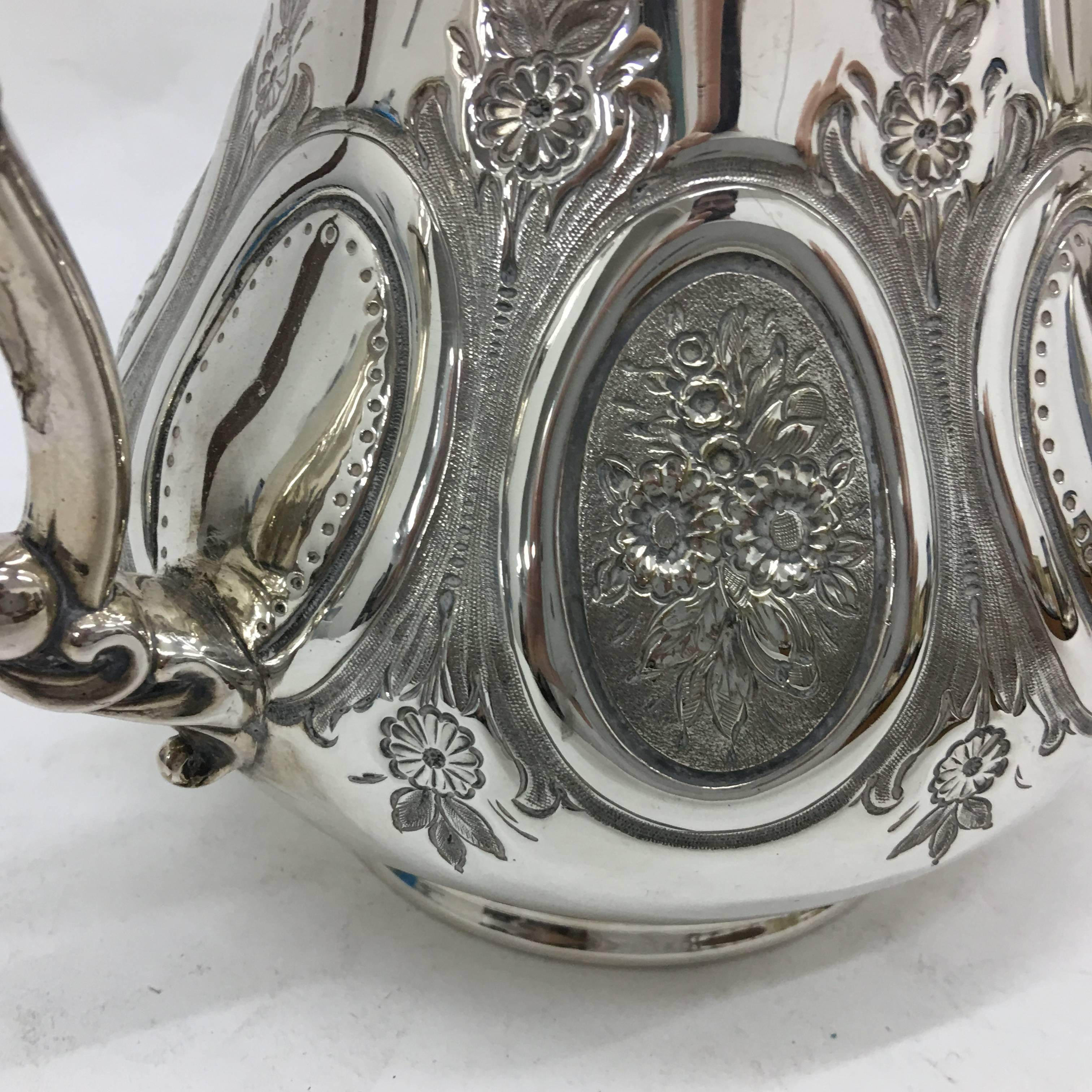 Victorian Engraved Silver Plated British Tea Set by Wilkinson 1870 In Good Condition In Aci Castello, IT