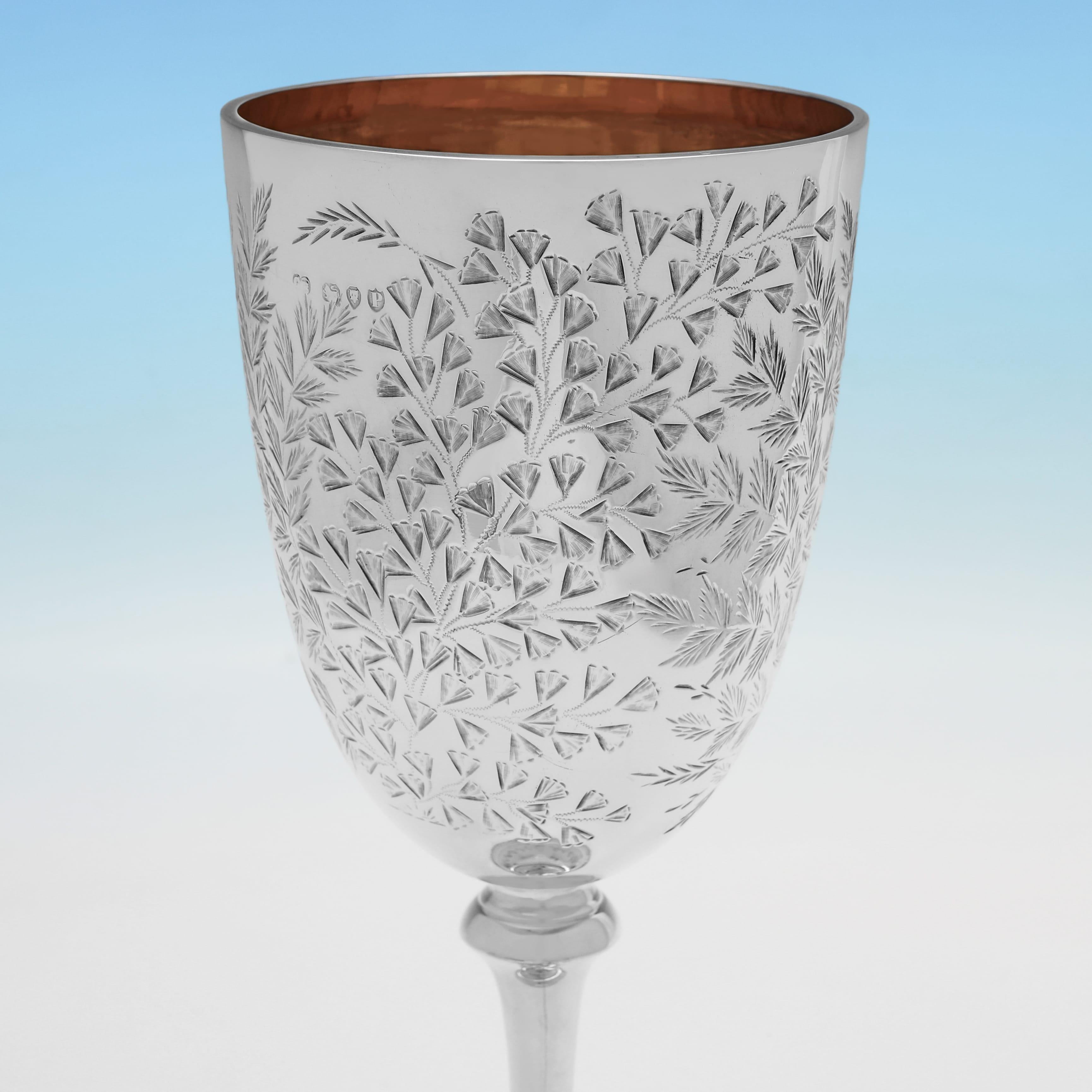 Vittoriano Calice vittoriano in argento sterling inciso realizzato a Londra nel 1890 in vendita