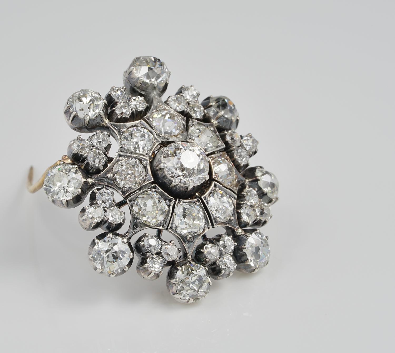 Women's Victorian Era 13.50 Ct Old Cut Diamond Brooch Pendant For Sale