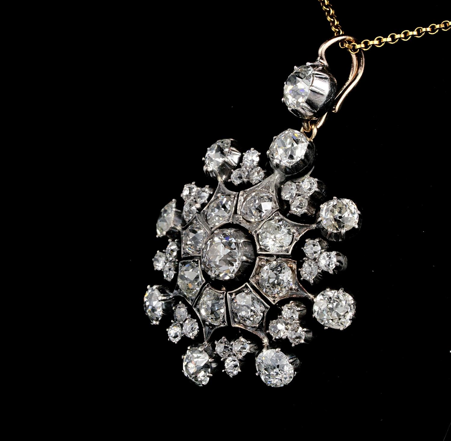 Victorian Era 13.50 Ct Old Cut Diamond Brooch Pendant For Sale 1