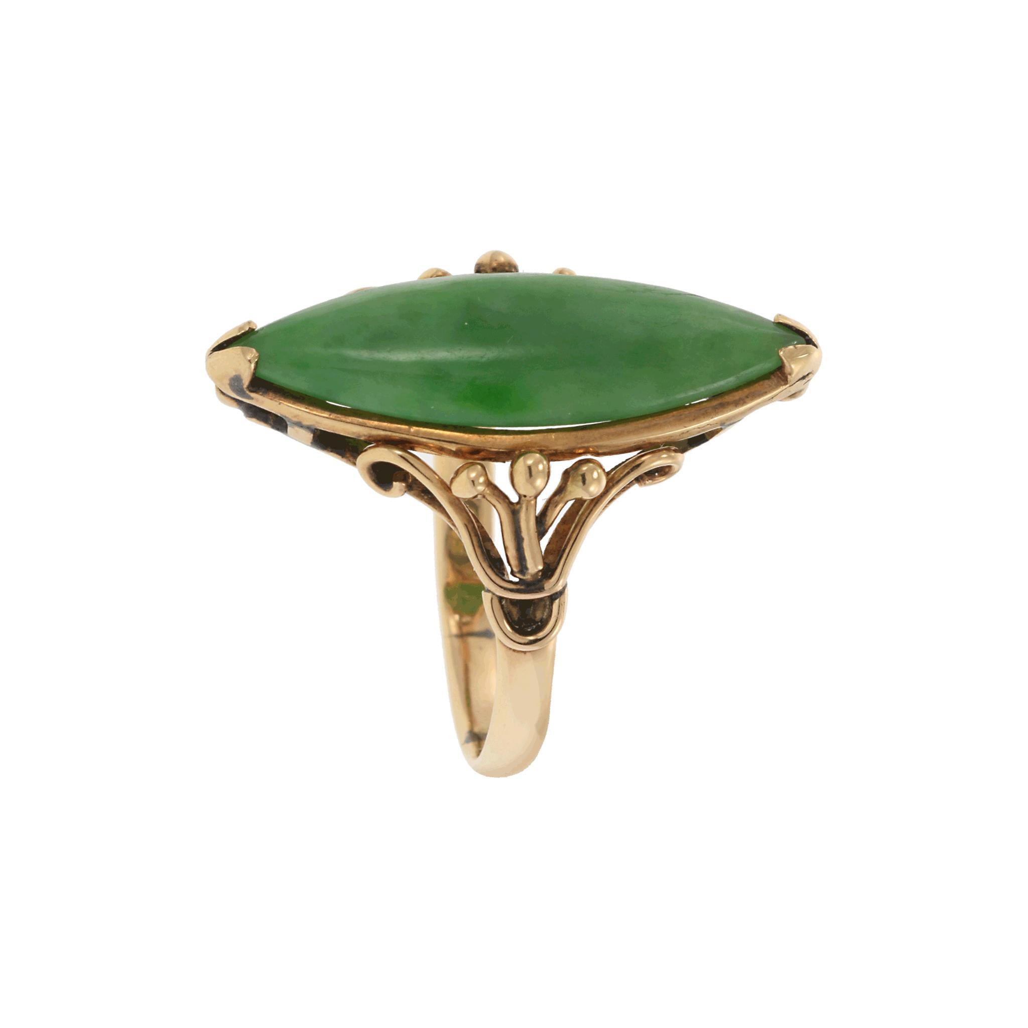 Victorian Era 14K Gold Marquise-Cut Jade Ring For Sale 1