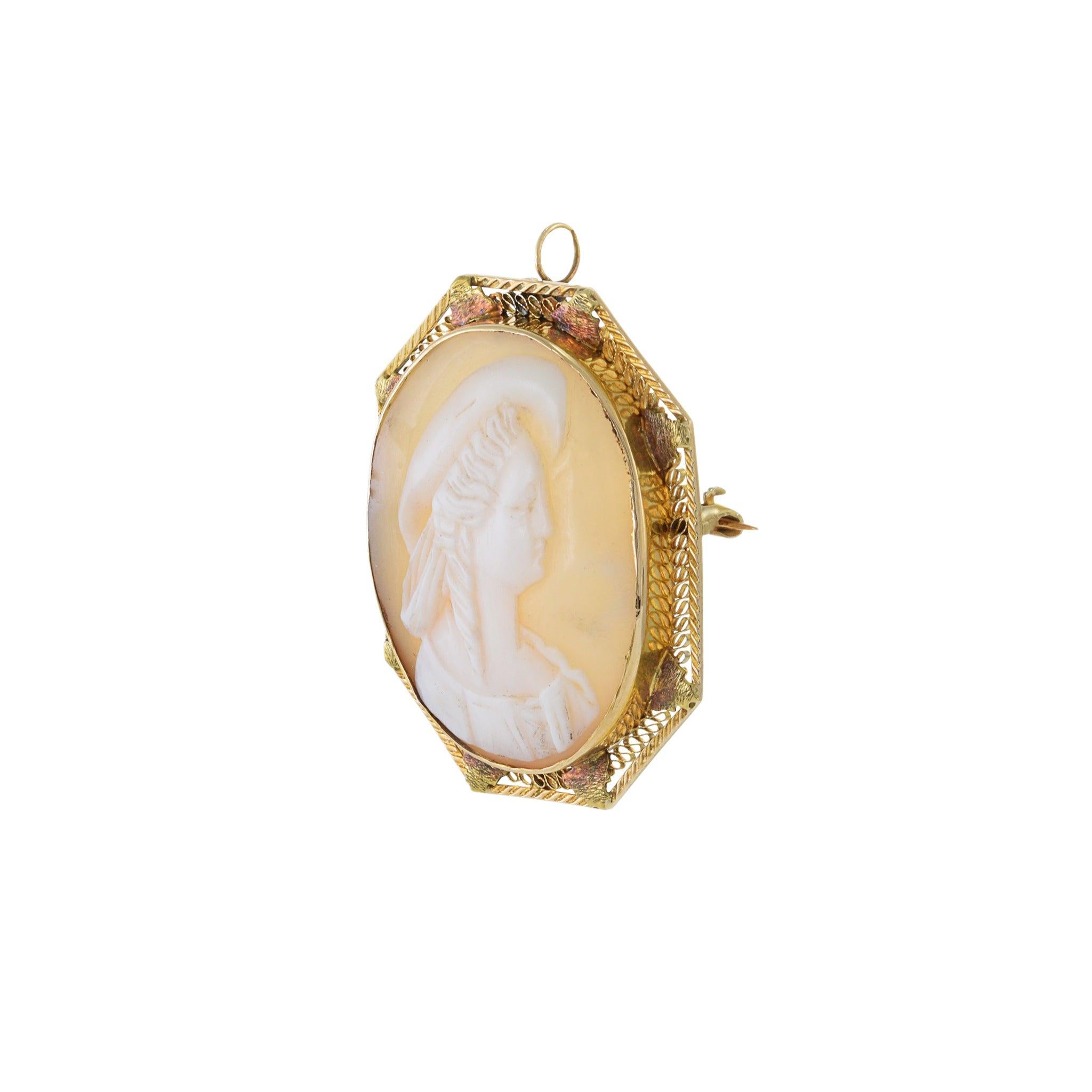 Victorian Era 14KT Yellow Gold Cameo Pin Pendant In Excellent Condition For Sale In New York, NY