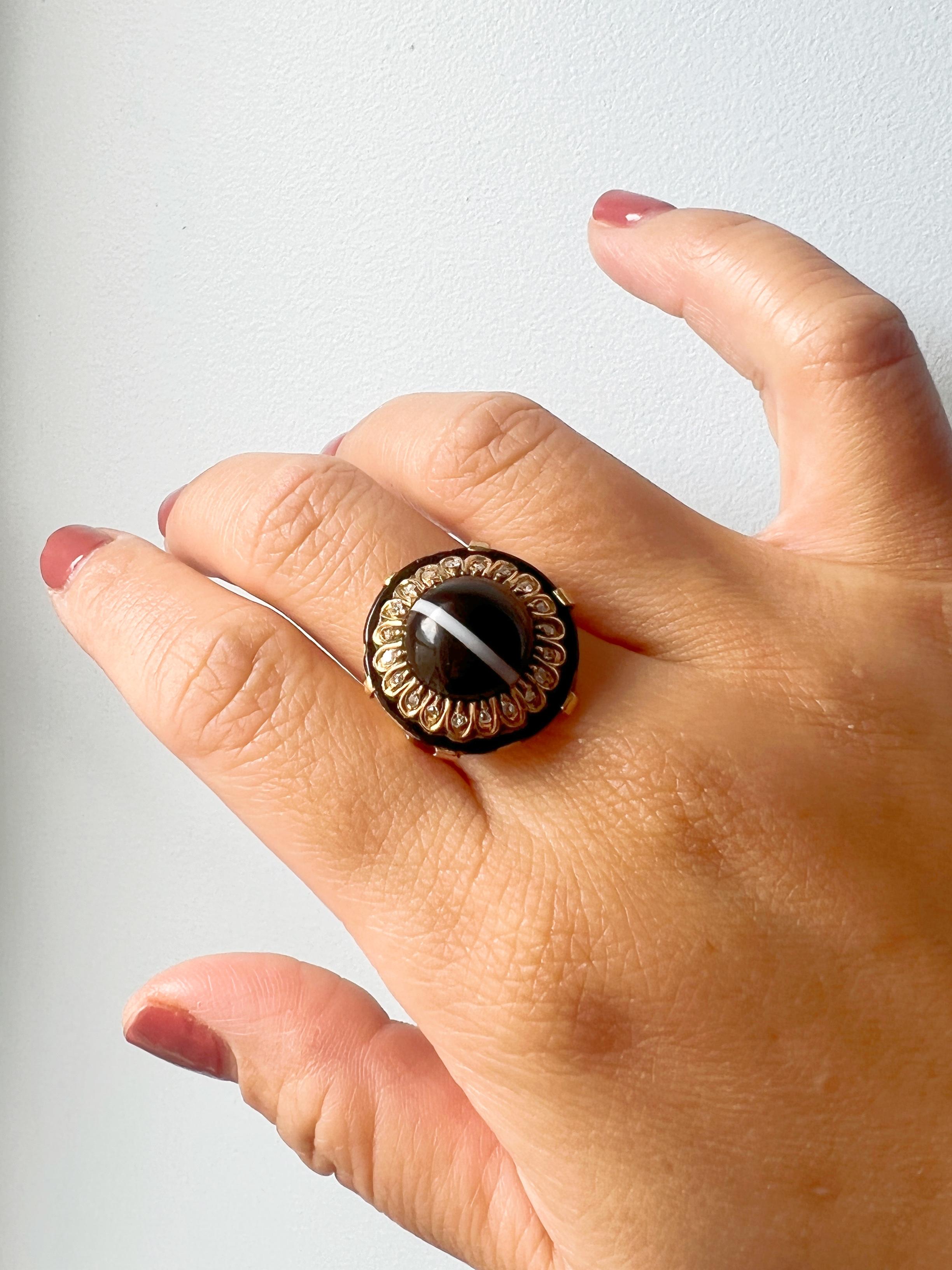 Cabochon Victorian Era 18k Gold Banded Agate Diamond Statement Ring For Sale
