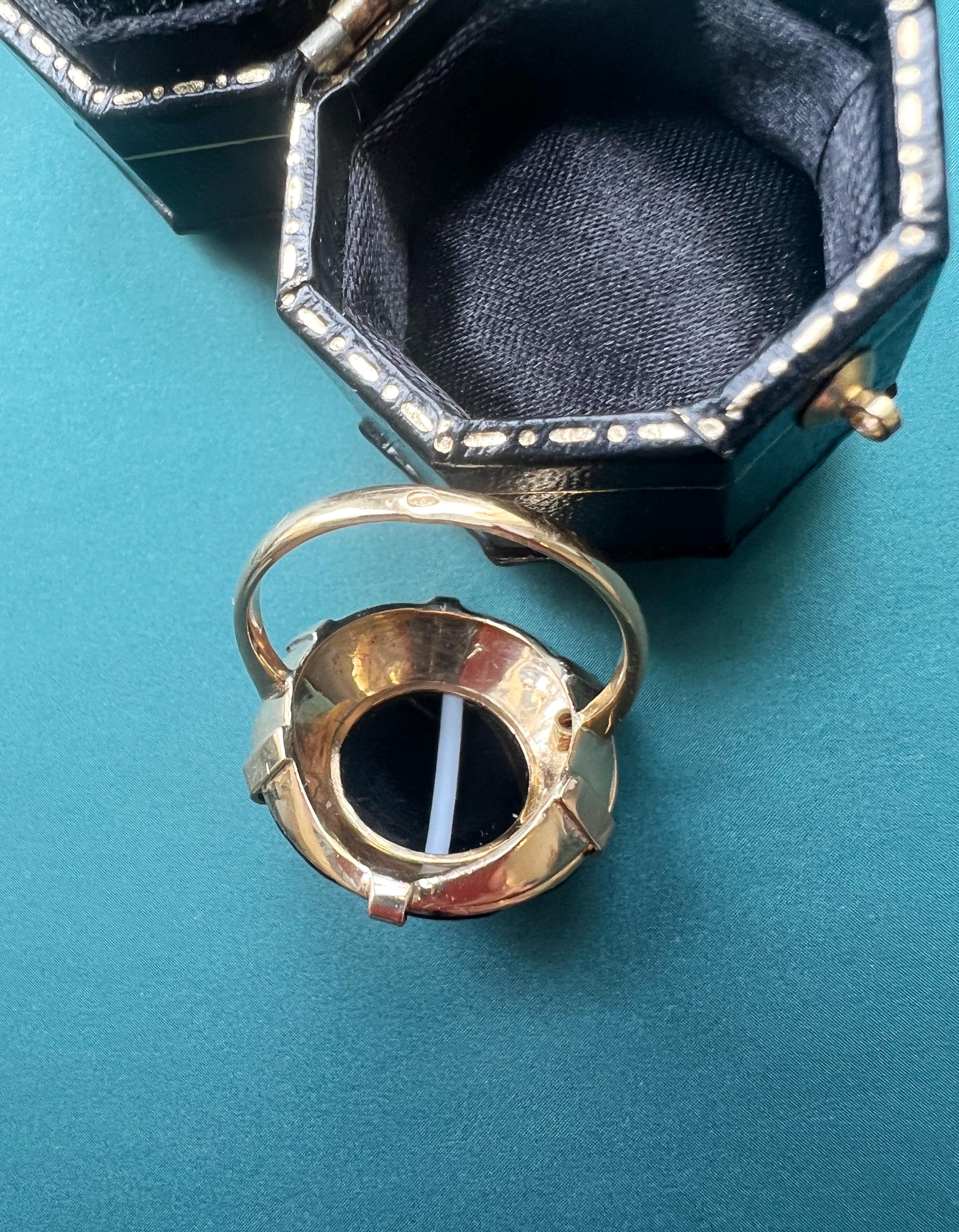 Women's or Men's Victorian Era 18k Gold Banded Agate Diamond Statement Ring