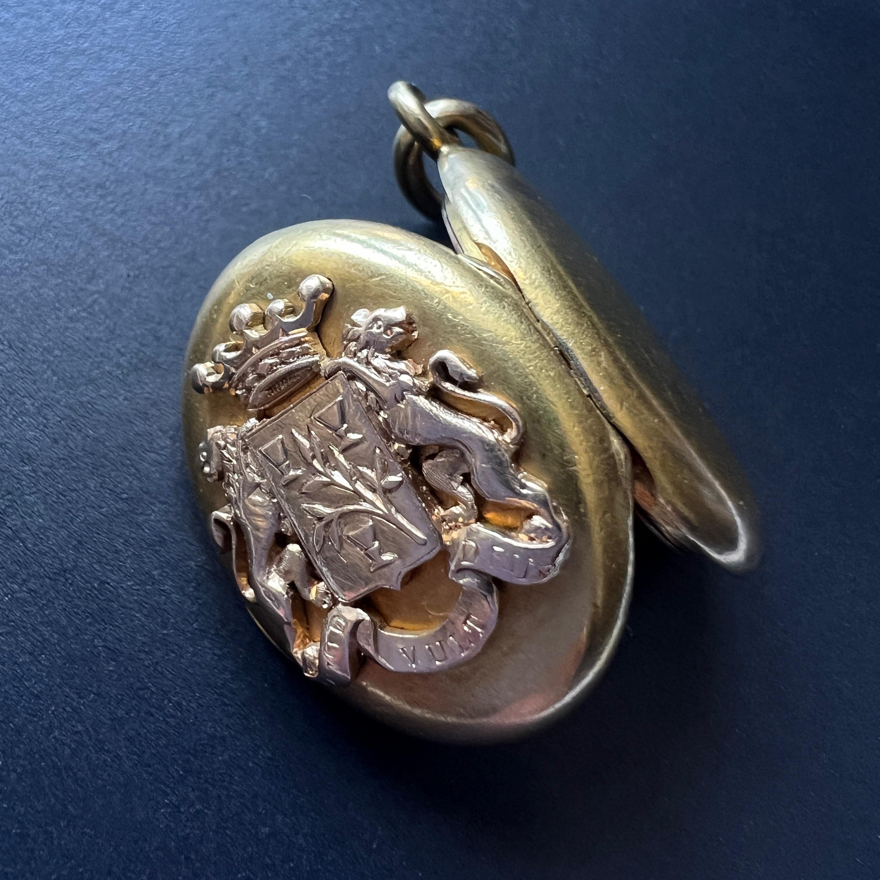 Victorian era 18K gold coat of arms photo locket pendant lion crown flowers 1