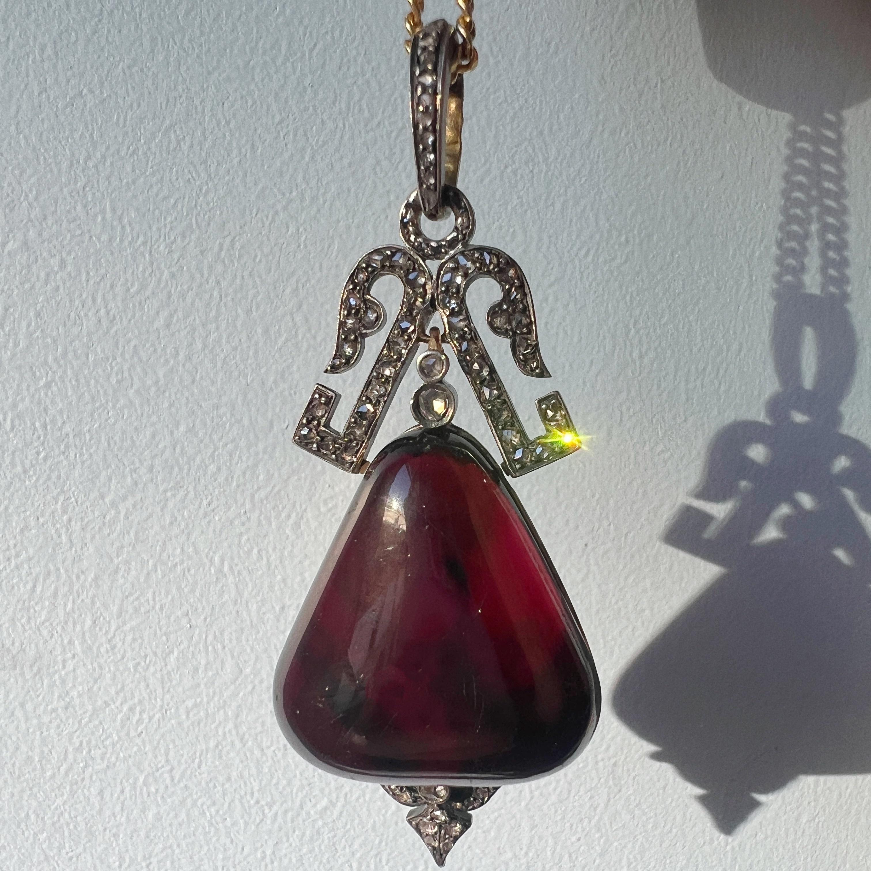 Women's or Men's Victorian era 18K gold garnet diamond pendant For Sale
