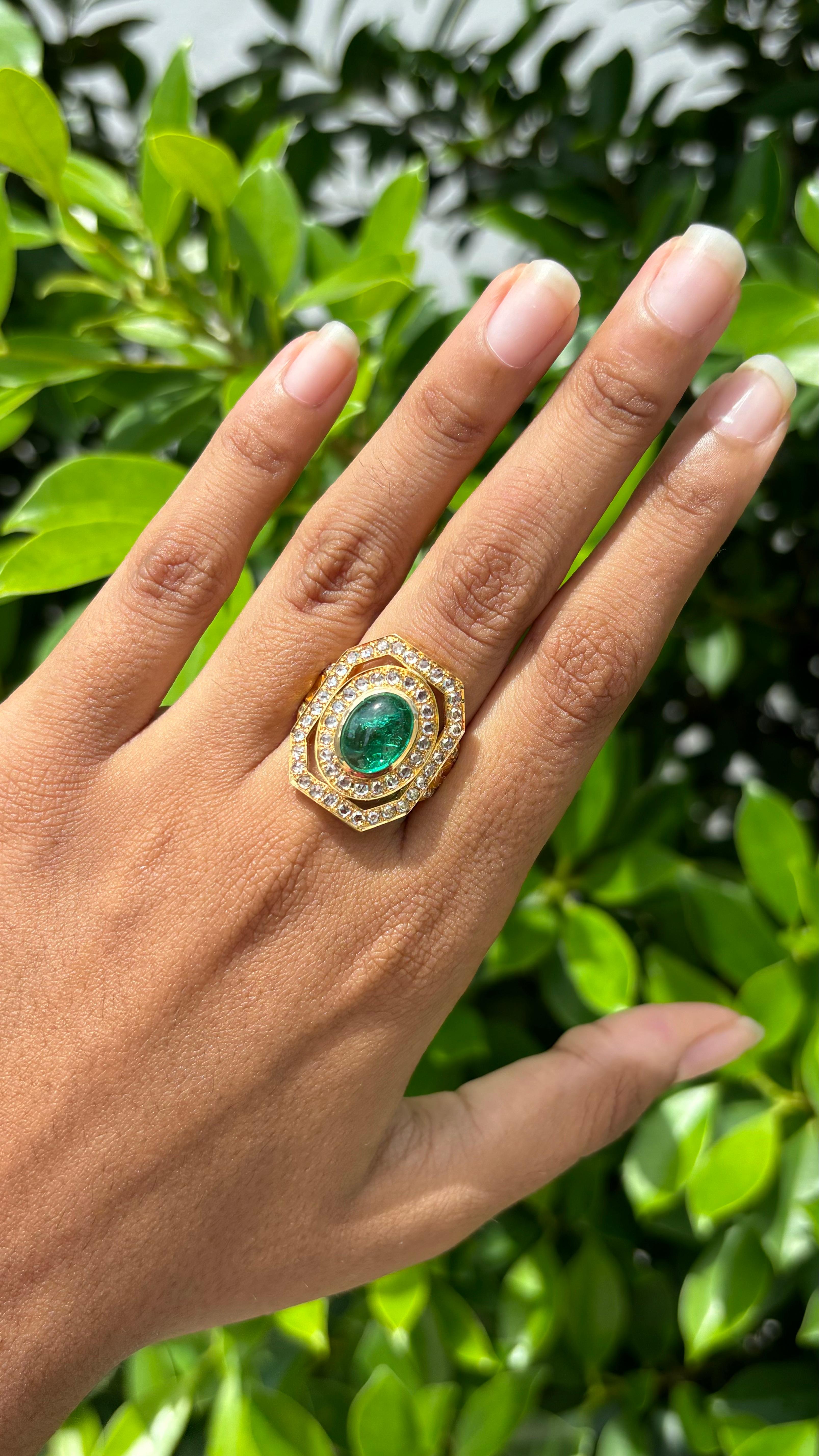 Victorian Era inspired 2.70ct Cabochon Emerald & Rose-cut Diamonds 18K Gold Ring For Sale 5