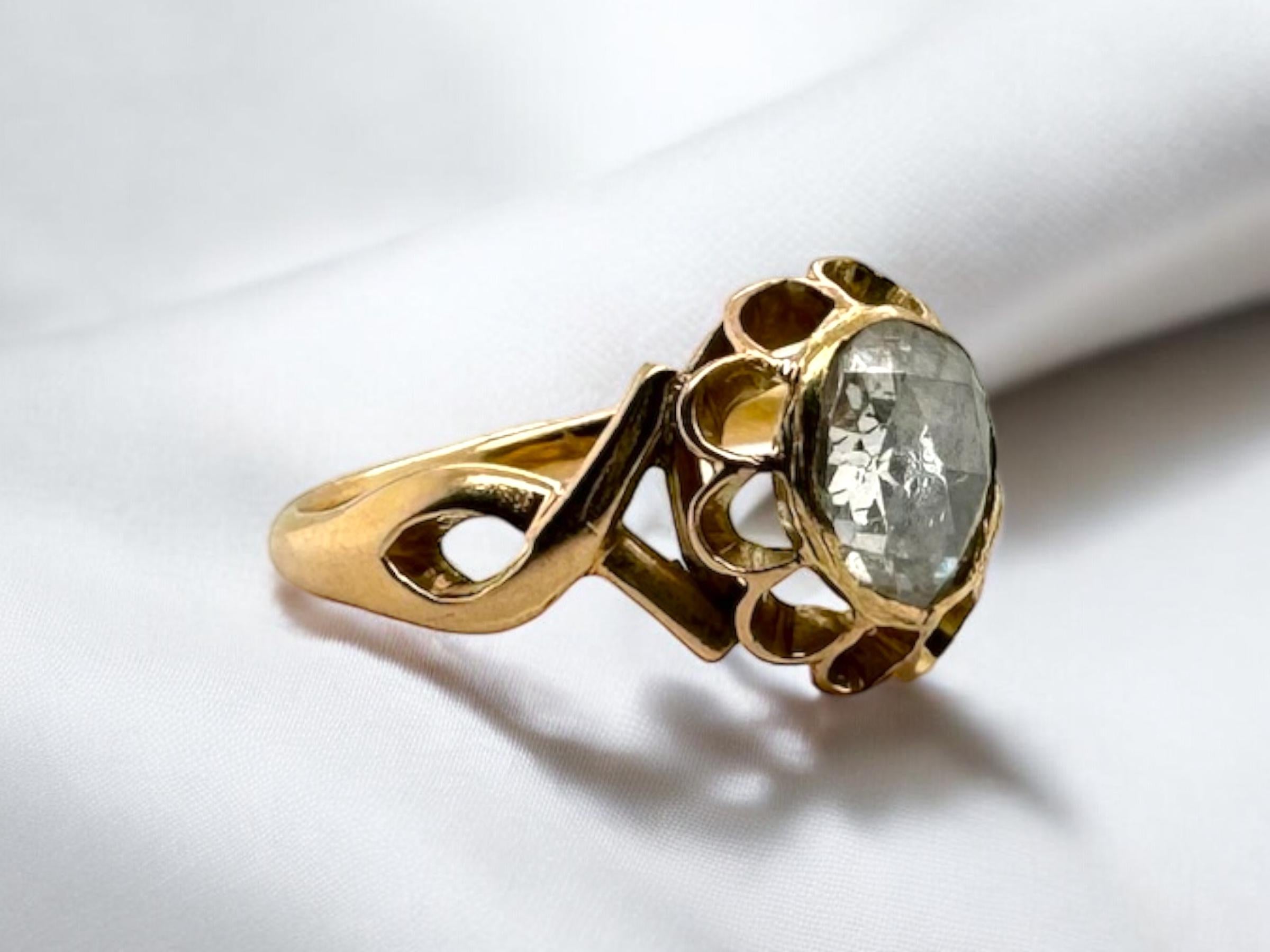 We always love a beautiful vintage rose cut diamond!!
This beauty would be great as a very unique engagement ring or even a great right hand cocktail ring!!!

Rind Details
Material: 14K Yellow Gold
Era: Victorian 1840 - 1900
Head Width: 11.5mm
Head