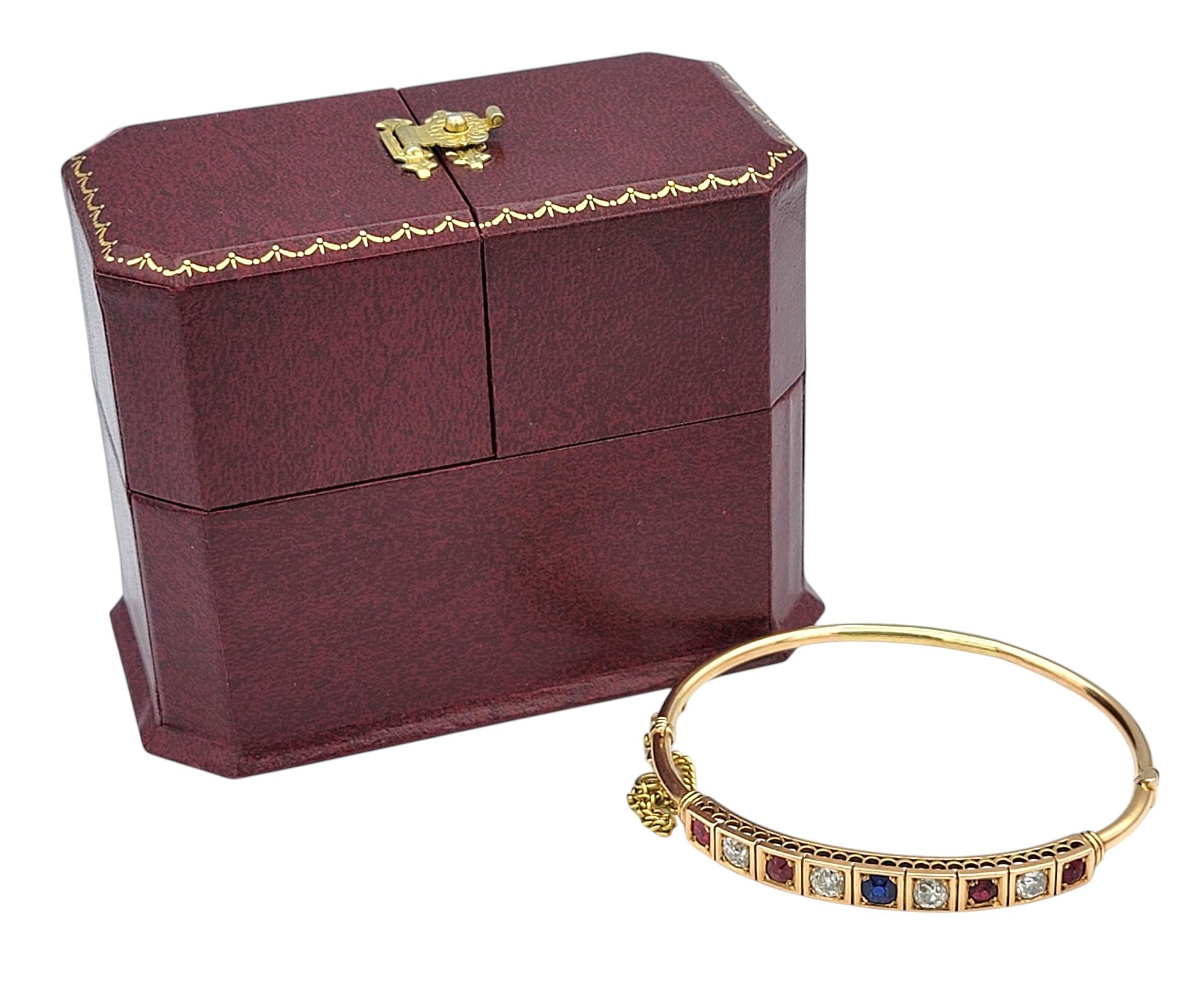 Bracelet jonc de l'époque victorienne en or rose 14 carats avec rubis, saphirs et diamants en vente 6